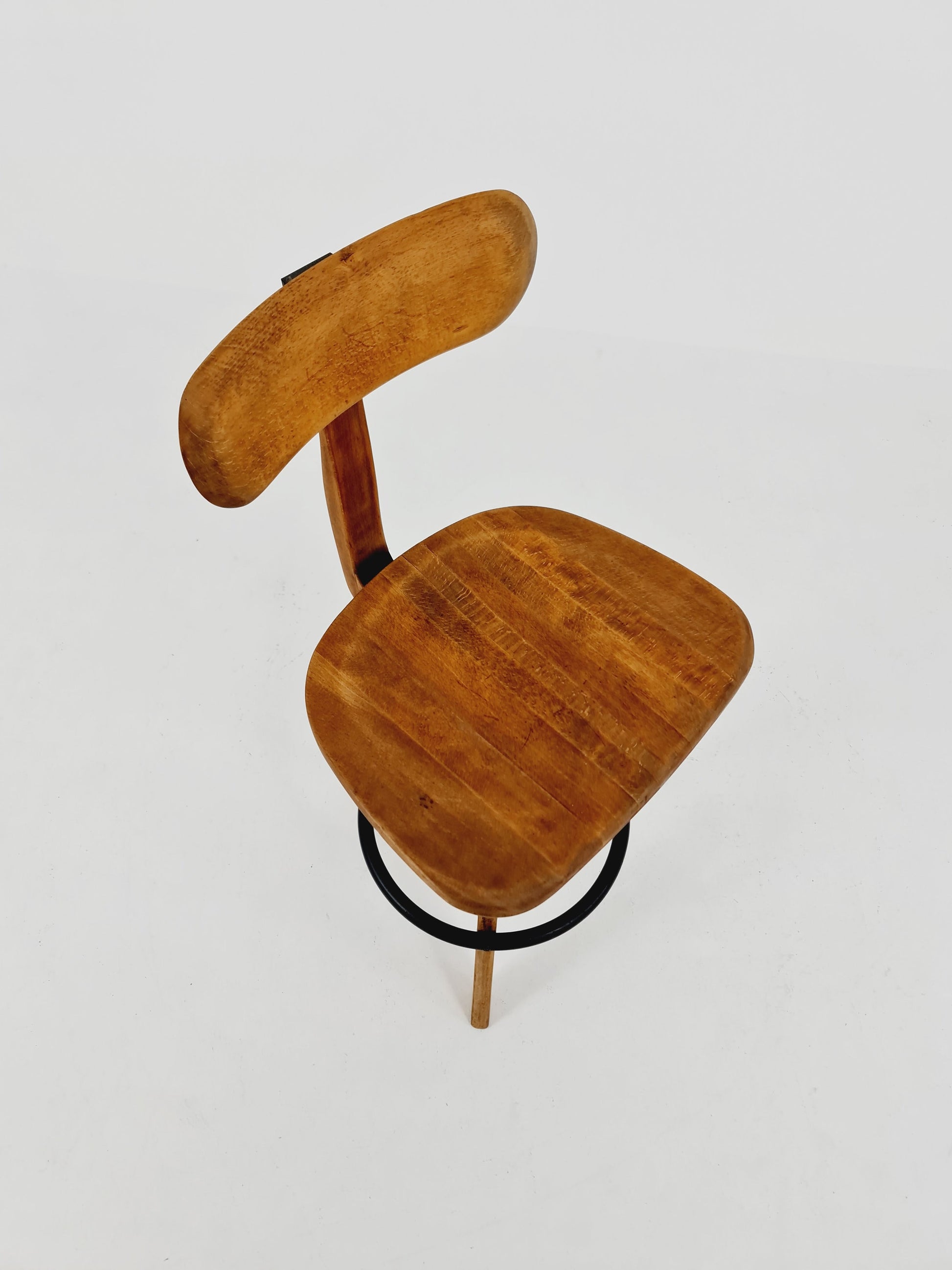 Bauhaus swivel office chair in solid wood By Der FerderDreh 1930s