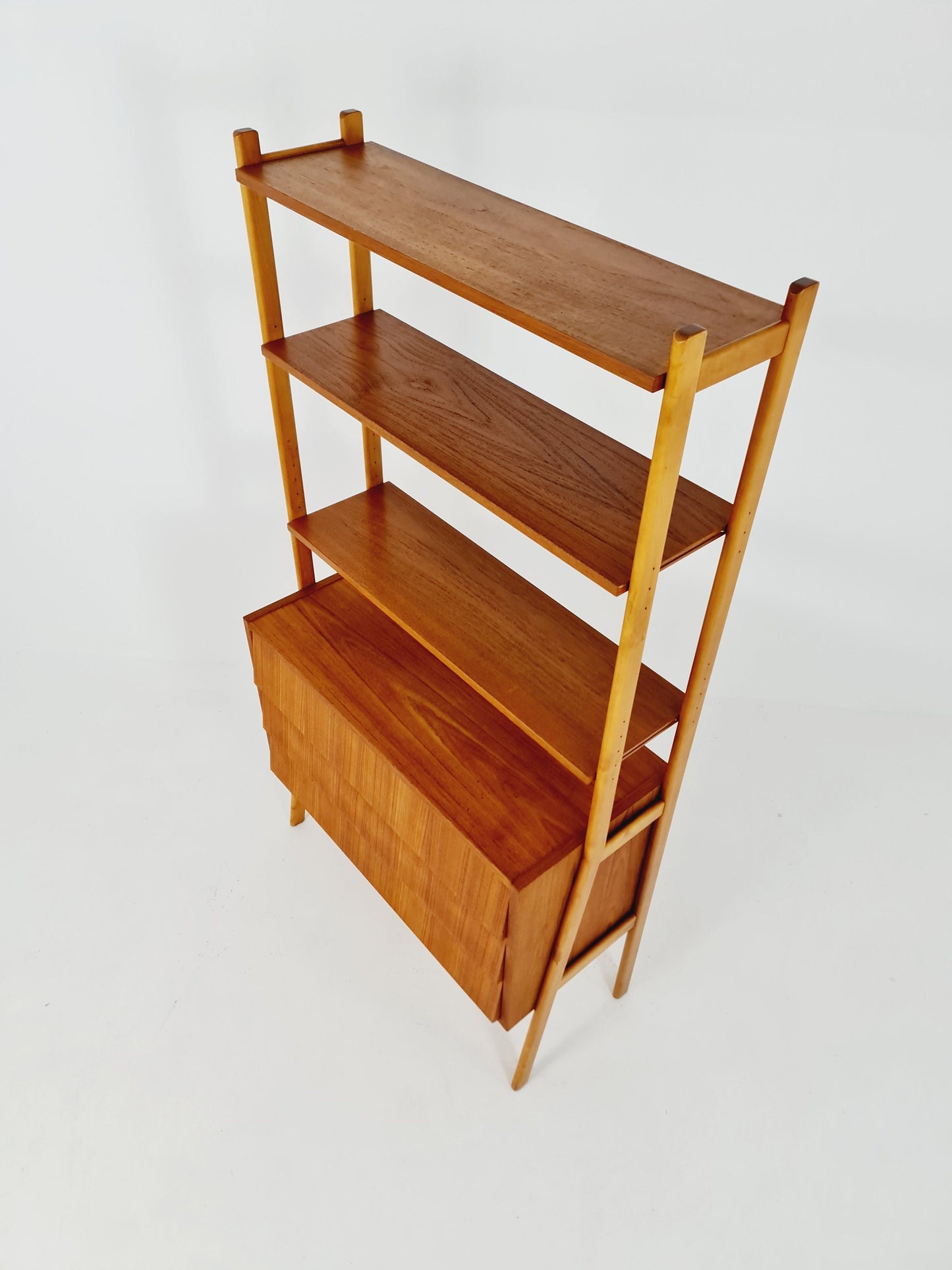 Danish freestanding Midcentury vintage bookshelf system / bookcase teak by Bengt Ruda, 1960s