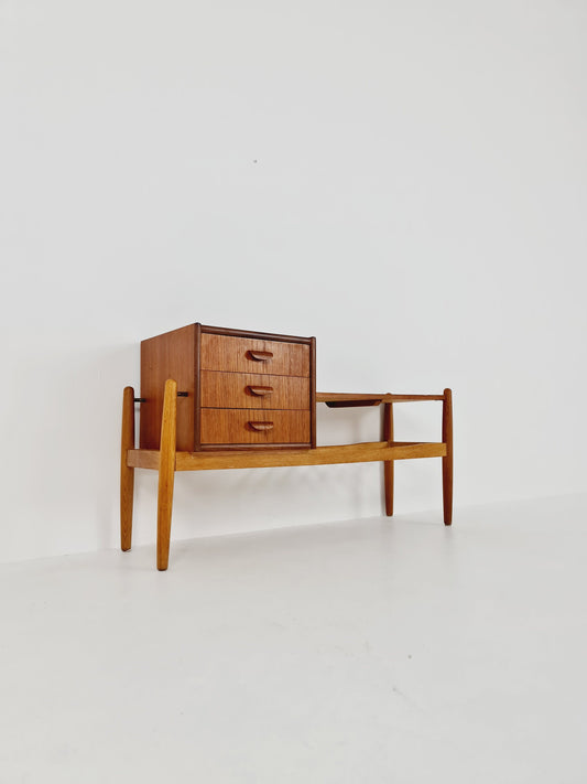 Danish teak & oak telefon table/ hallway table Arne wahl Iversen, 1960s