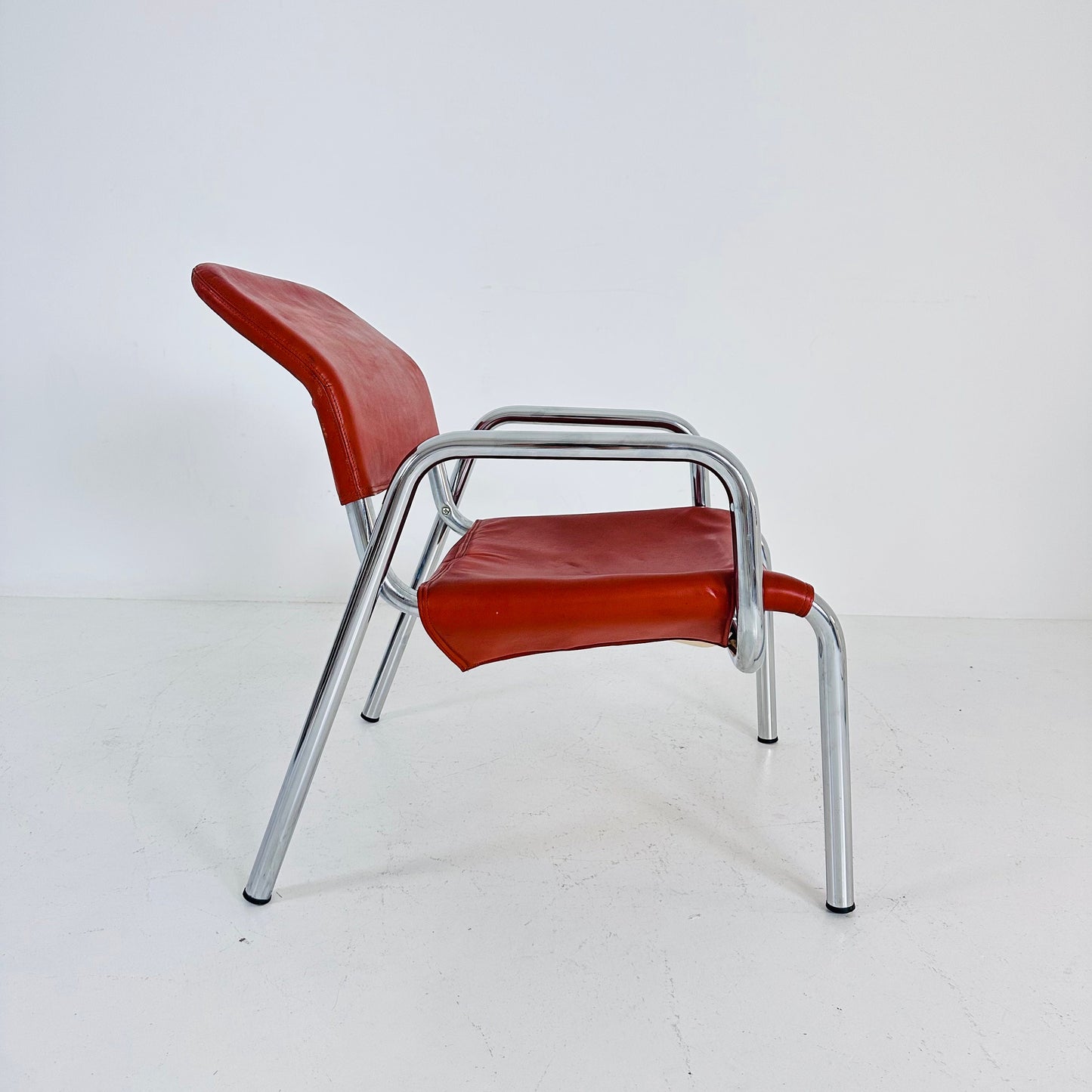 Mid century Bauhaus red leather chair ,Italy 1960s