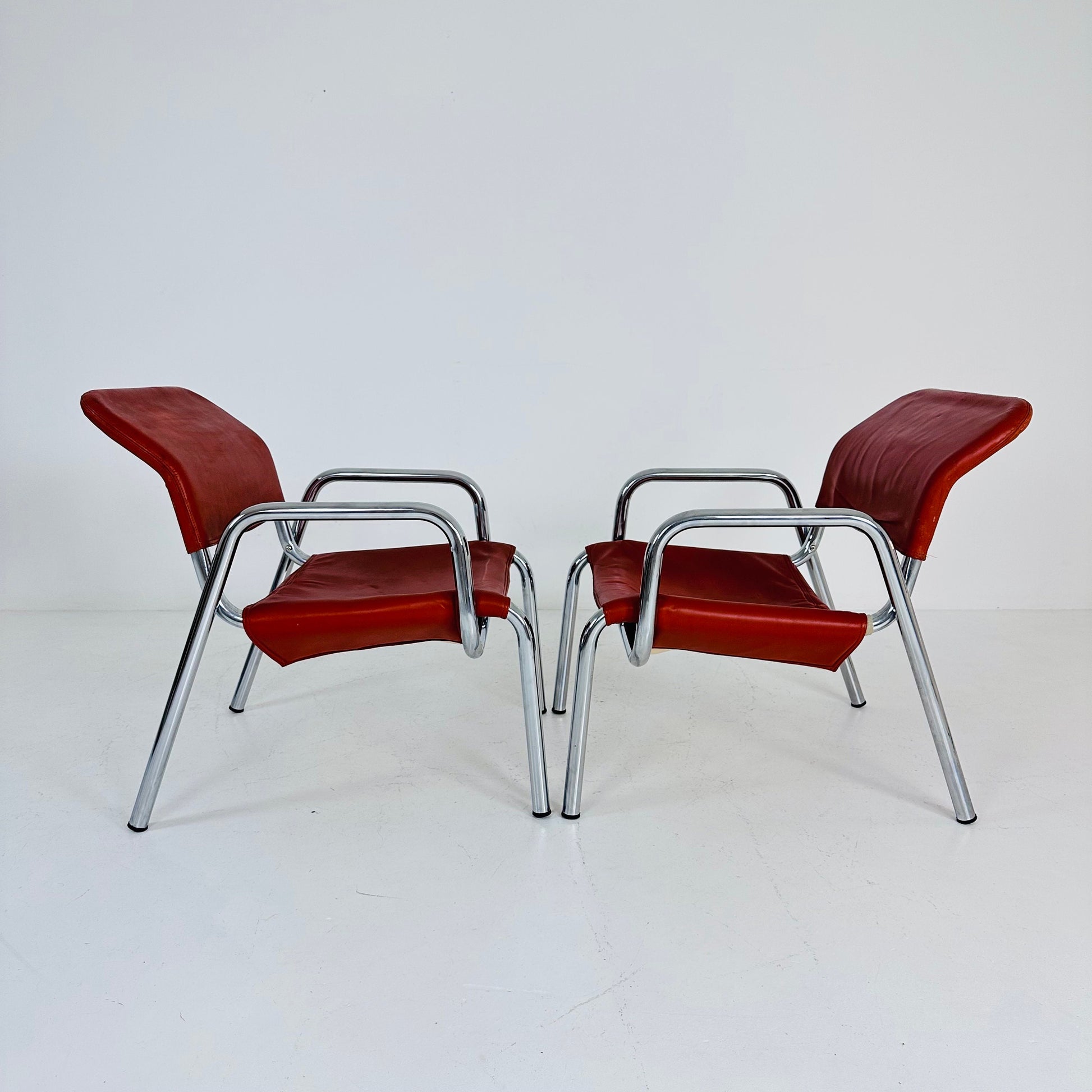 Set of 2 Mid century Bauhaus red leather chair s,Italy 1960s