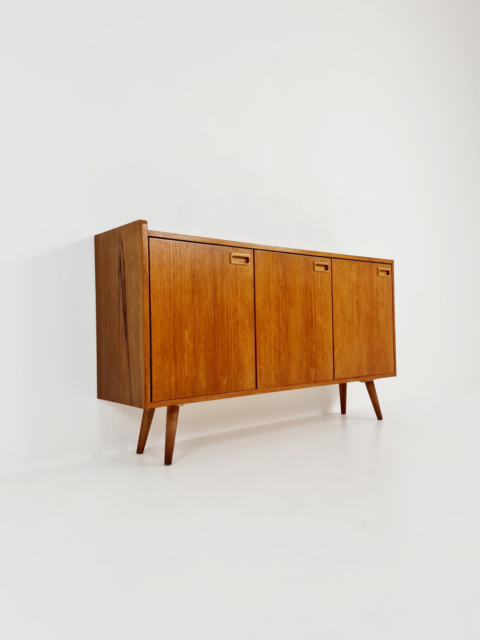 Rare Scandinavian Vintage Teak Sideboard left Corner-fit, 1960s