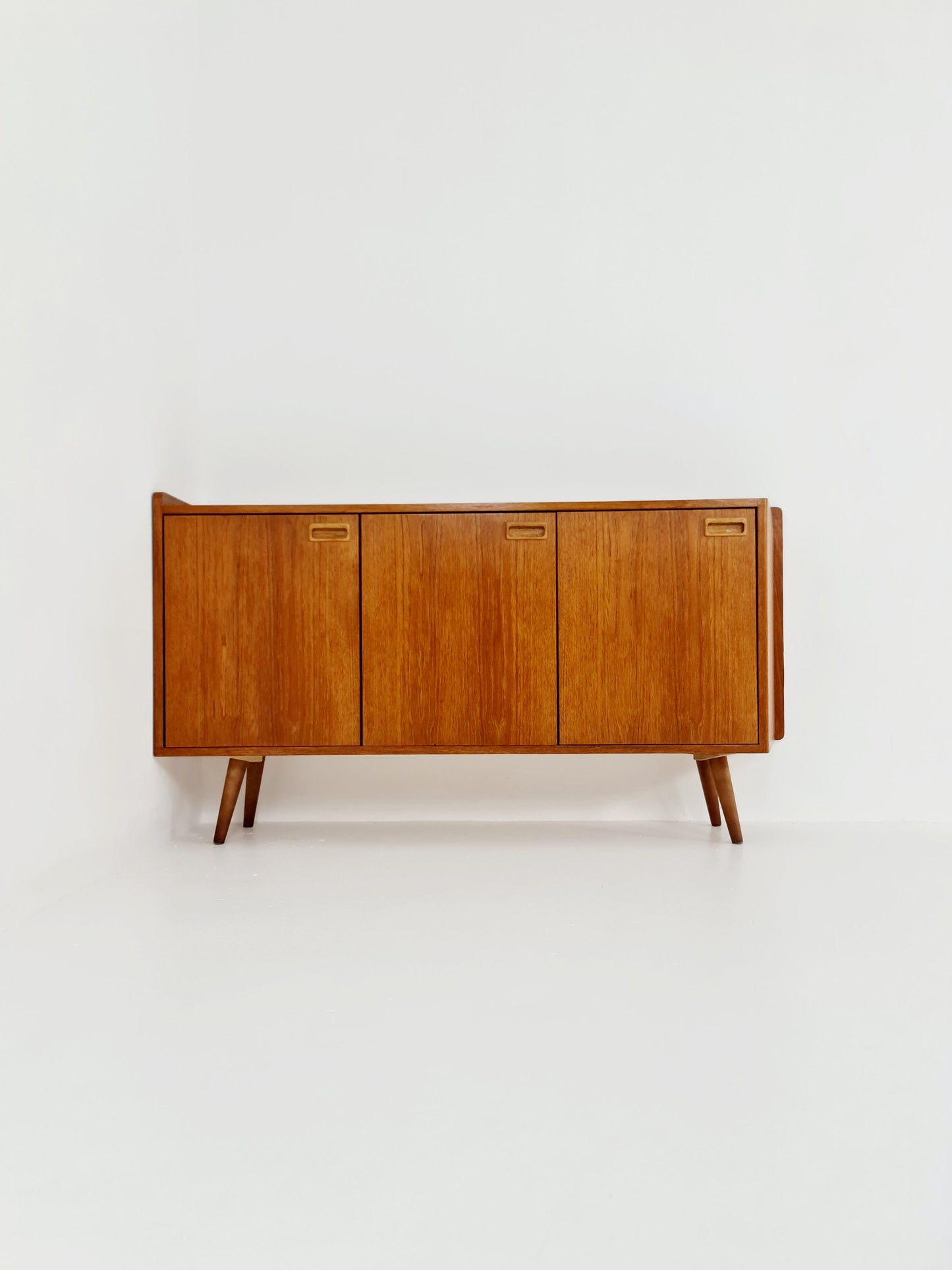 Rare Scandinavian Vintage Teak Sideboard left Corner-fit, 1960s