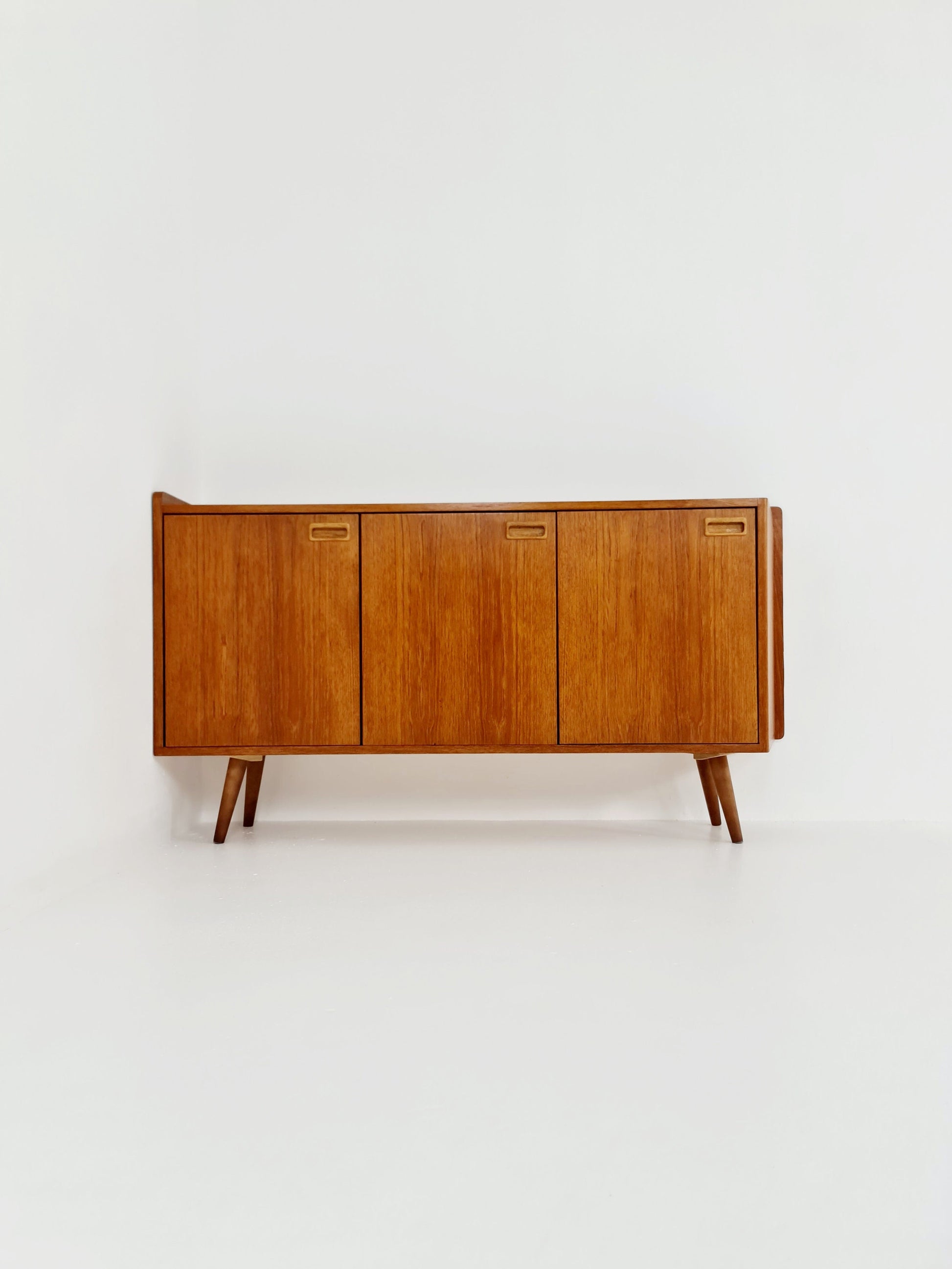 Rare Scandinavian Vintage Teak Sideboard left Corner-fit, 1960s