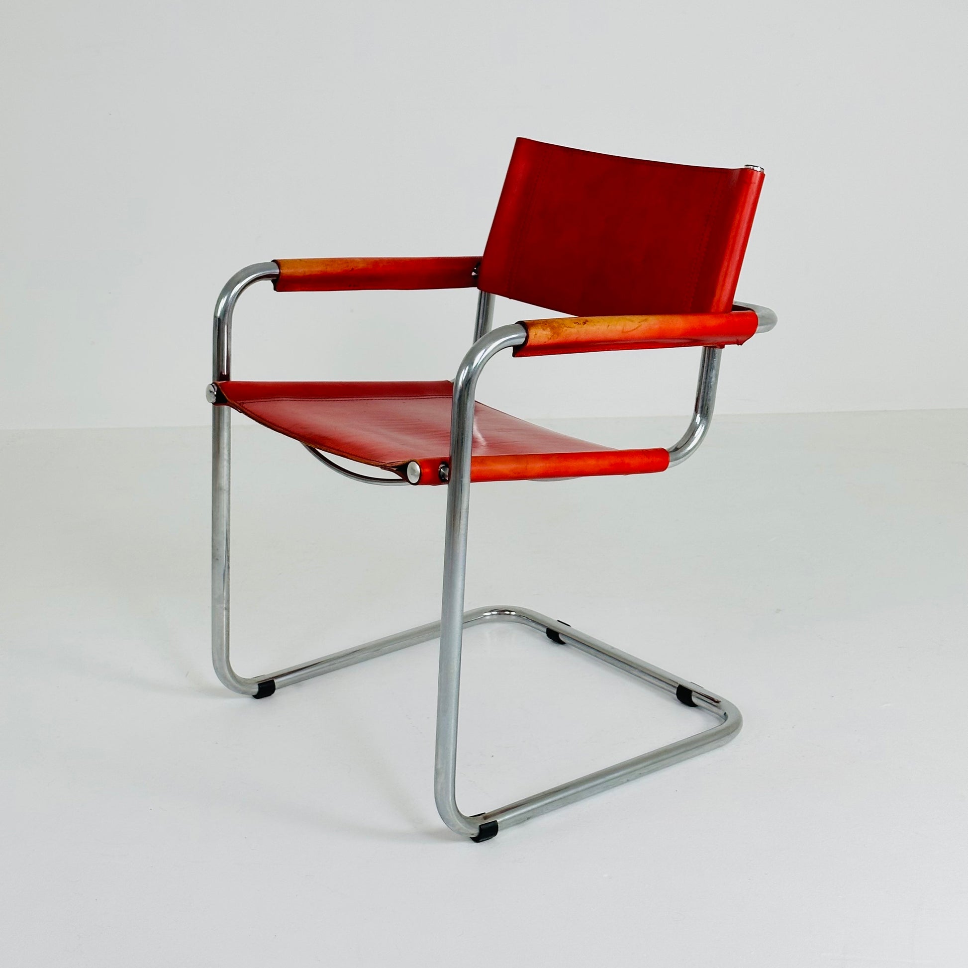 Vintage Model S34 Cognac Saddle Leather Dining chair by Mart Stam & Marcel Breuer 1980s