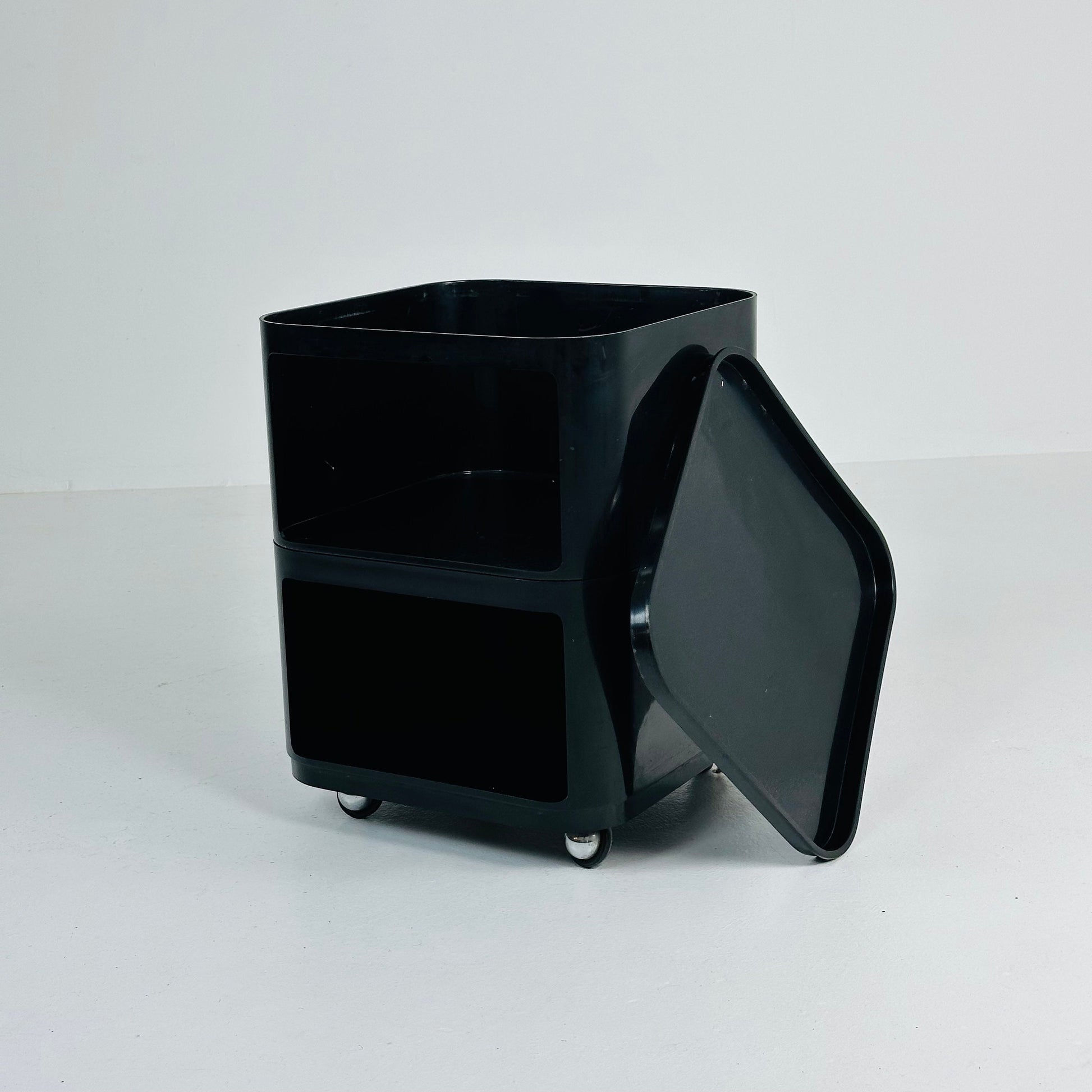 Componibili Square serving trolley by Anna Castelli for cartel - Italy 1960s model 4970