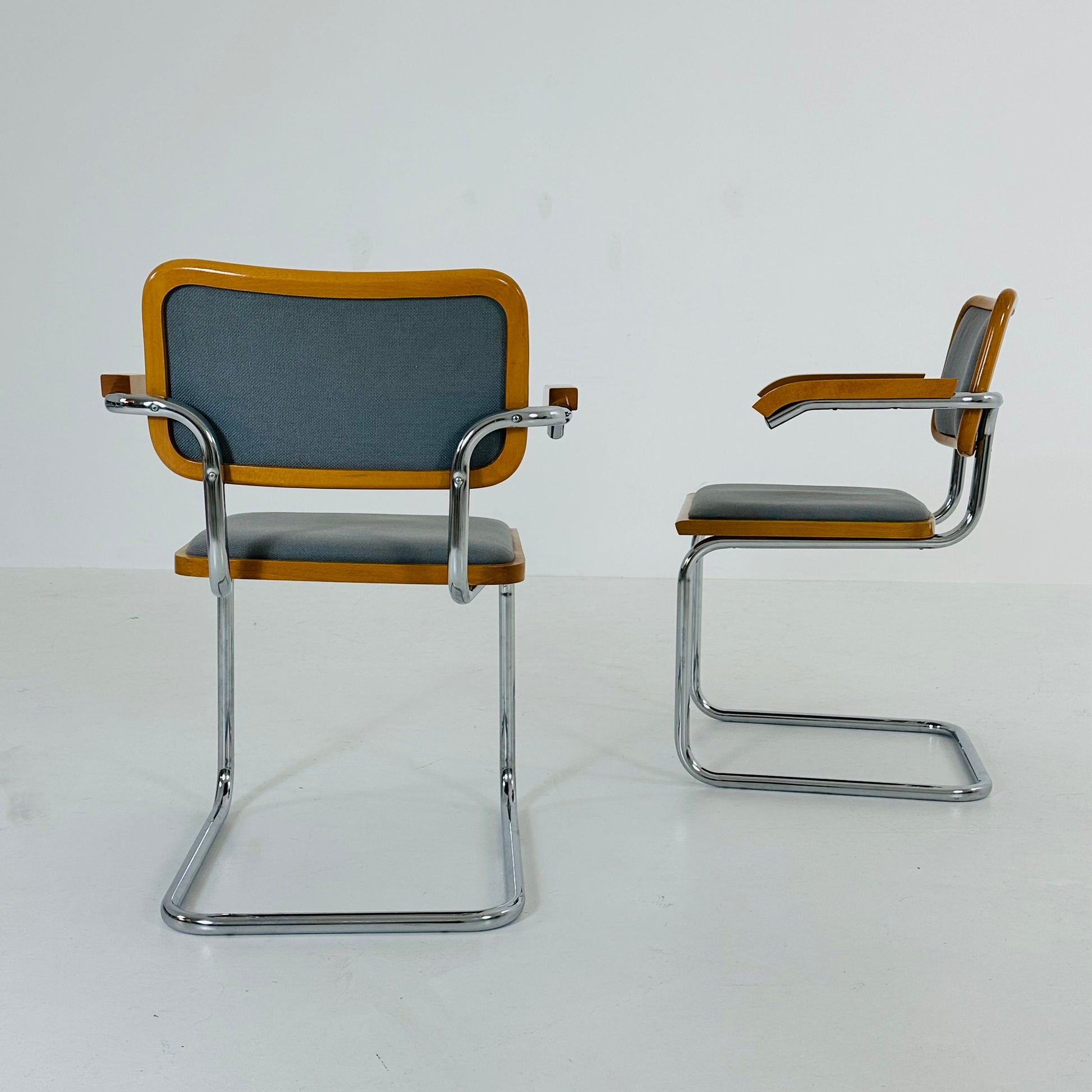 Mid century B32 Cesca armchair by Marcel Breuer upholstered , bauhaus design for Bene Italy 1980s
