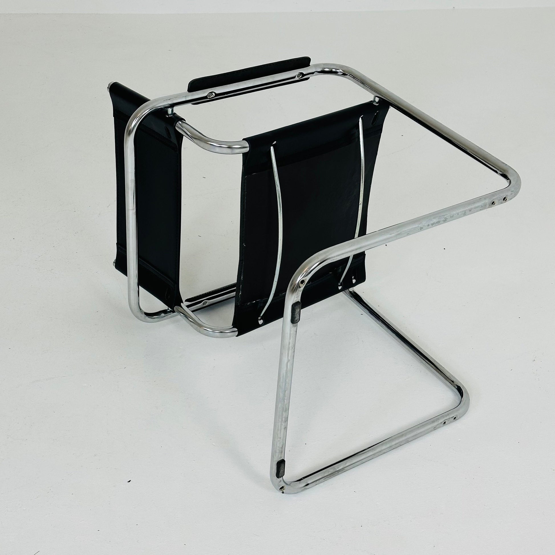 1 of 6 Mid Century iconic Mart Stam S34 armchair / Bauhaus chrome tube steel and leather / 80s vintage cantilever chair s43