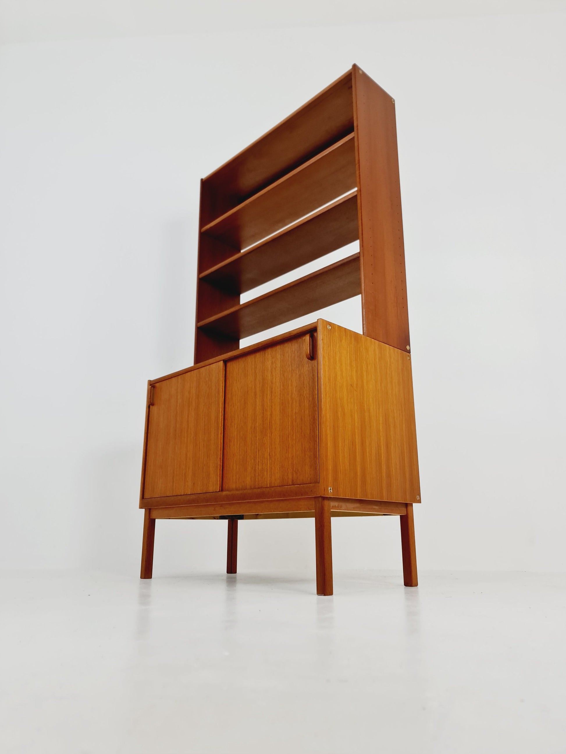 Swedish vintage chest of drawers/ book case teak by Fridhagen for Bodafors, 1960s