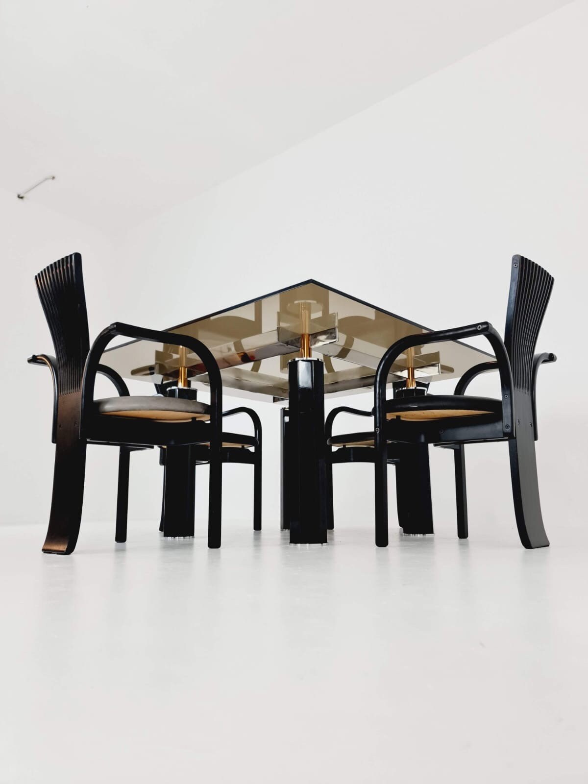 Set of 4 Mid Century Totem dining chairs by Torstein Nilsen for Westnofa with Italian design dining table .Norway 1980s