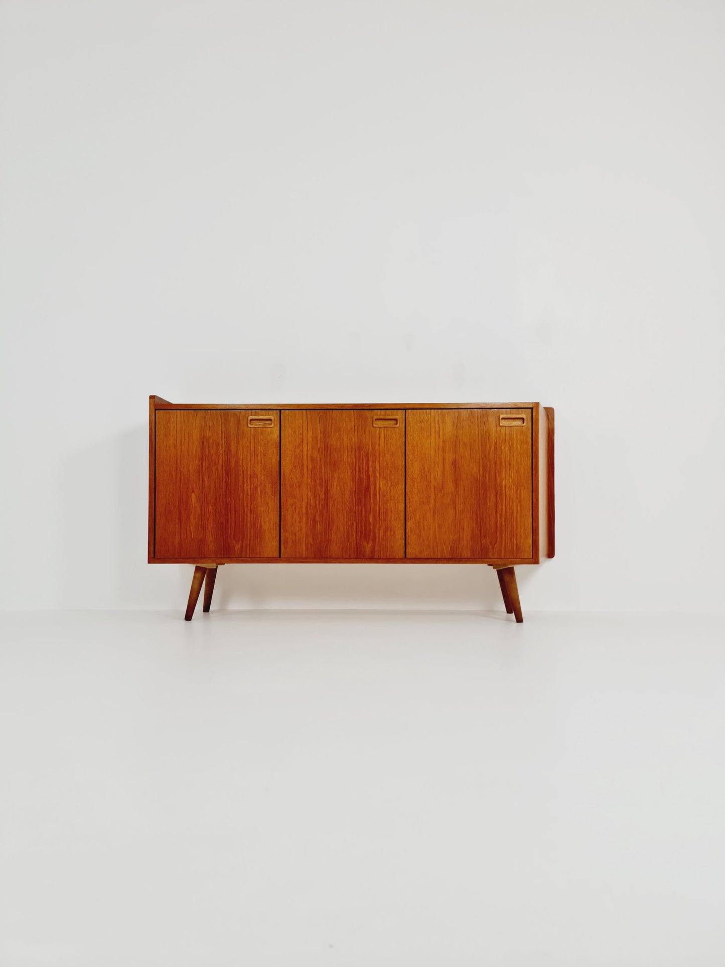 Rare Scandinavian Vintage Teak Sideboard left Corner-fit, 1960s