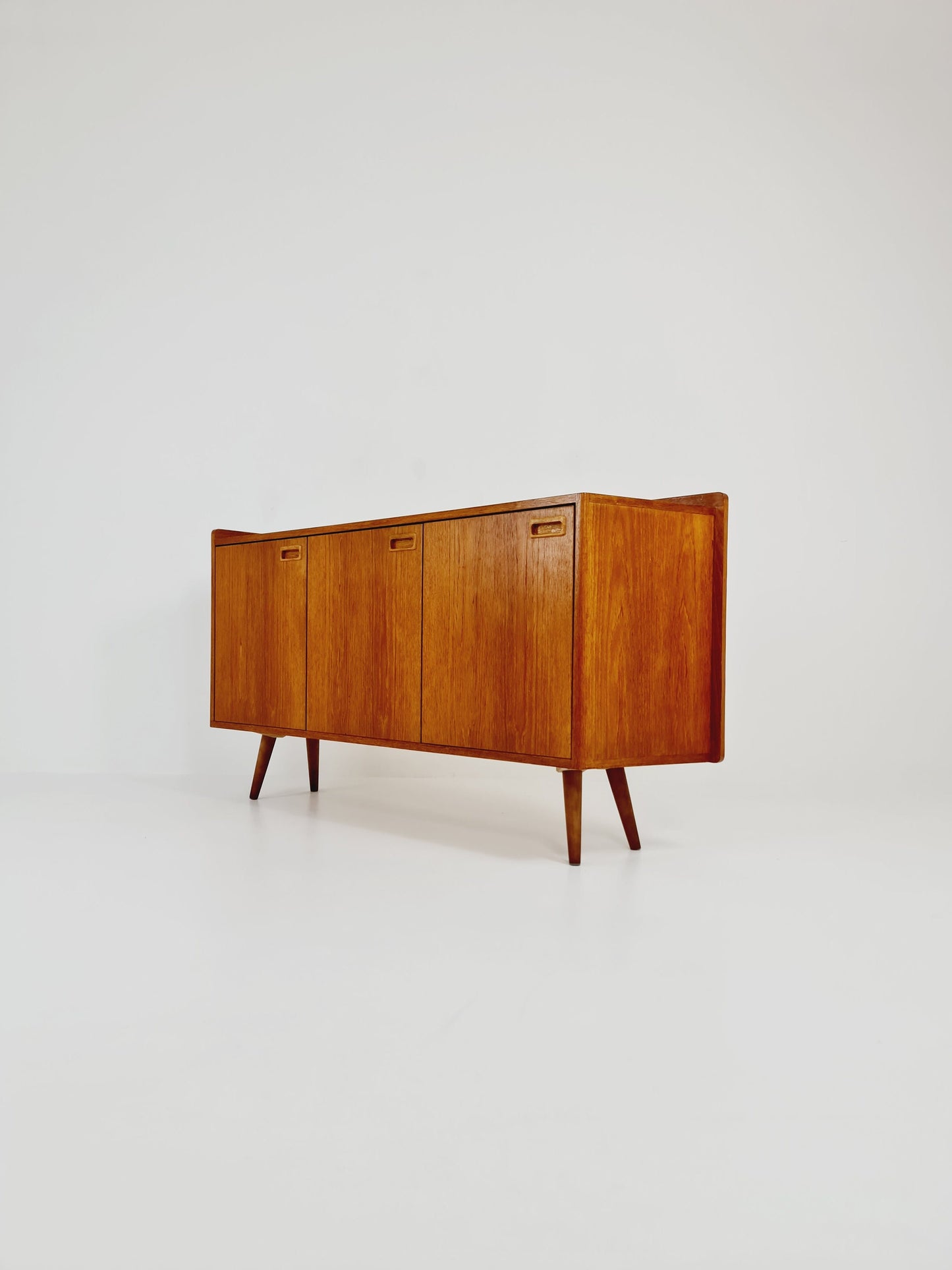 Rare Scandinavian Vintage Teak Sideboard left Corner-fit, 1960s
