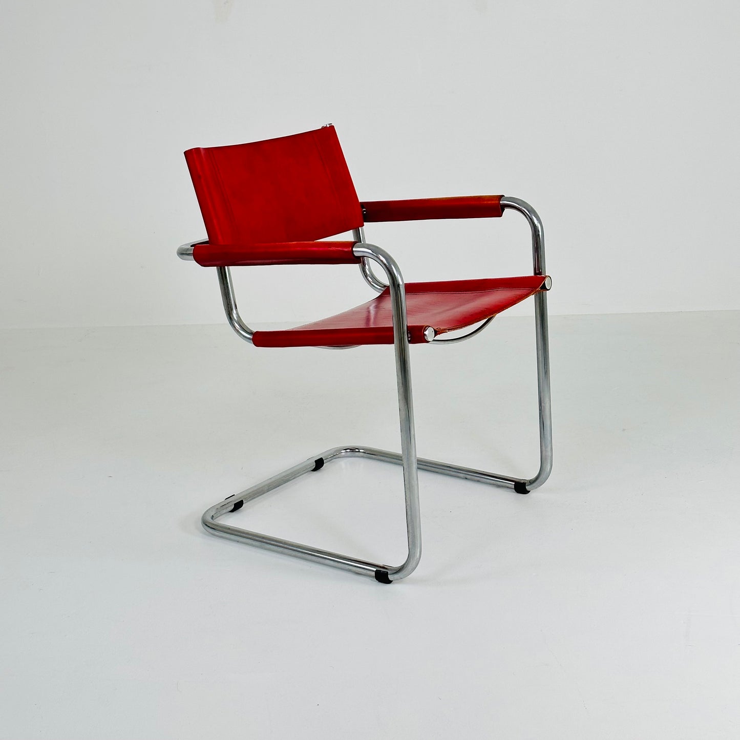 Vintage Model S34 Cognac Saddle Leather Dining chair by Mart Stam & Marcel Breuer 1980s