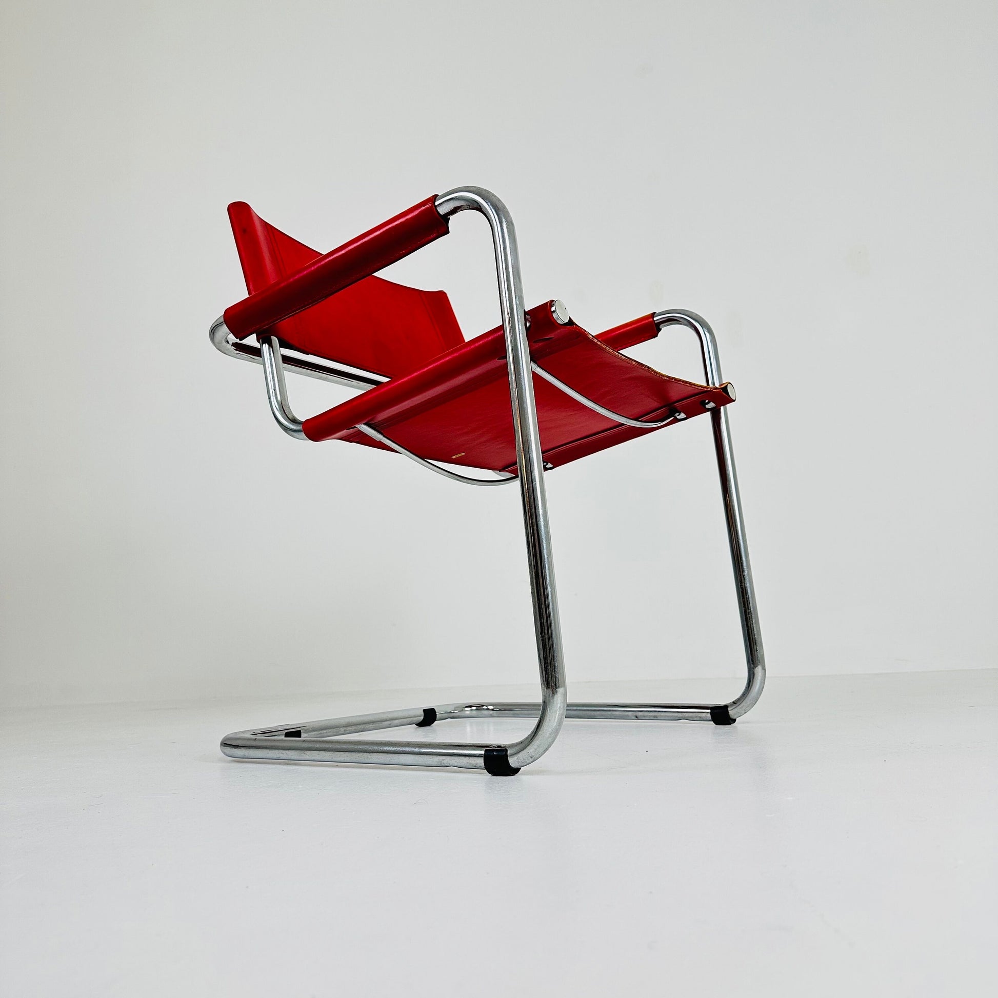 Vintage Model S34 Cognac Saddle Leather Dining chair by Mart Stam & Marcel Breuer 1980s