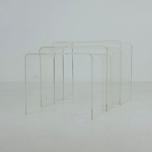 Mid-Century nesting tables made of acrylic glass, Italy, 1970s, set of 3
