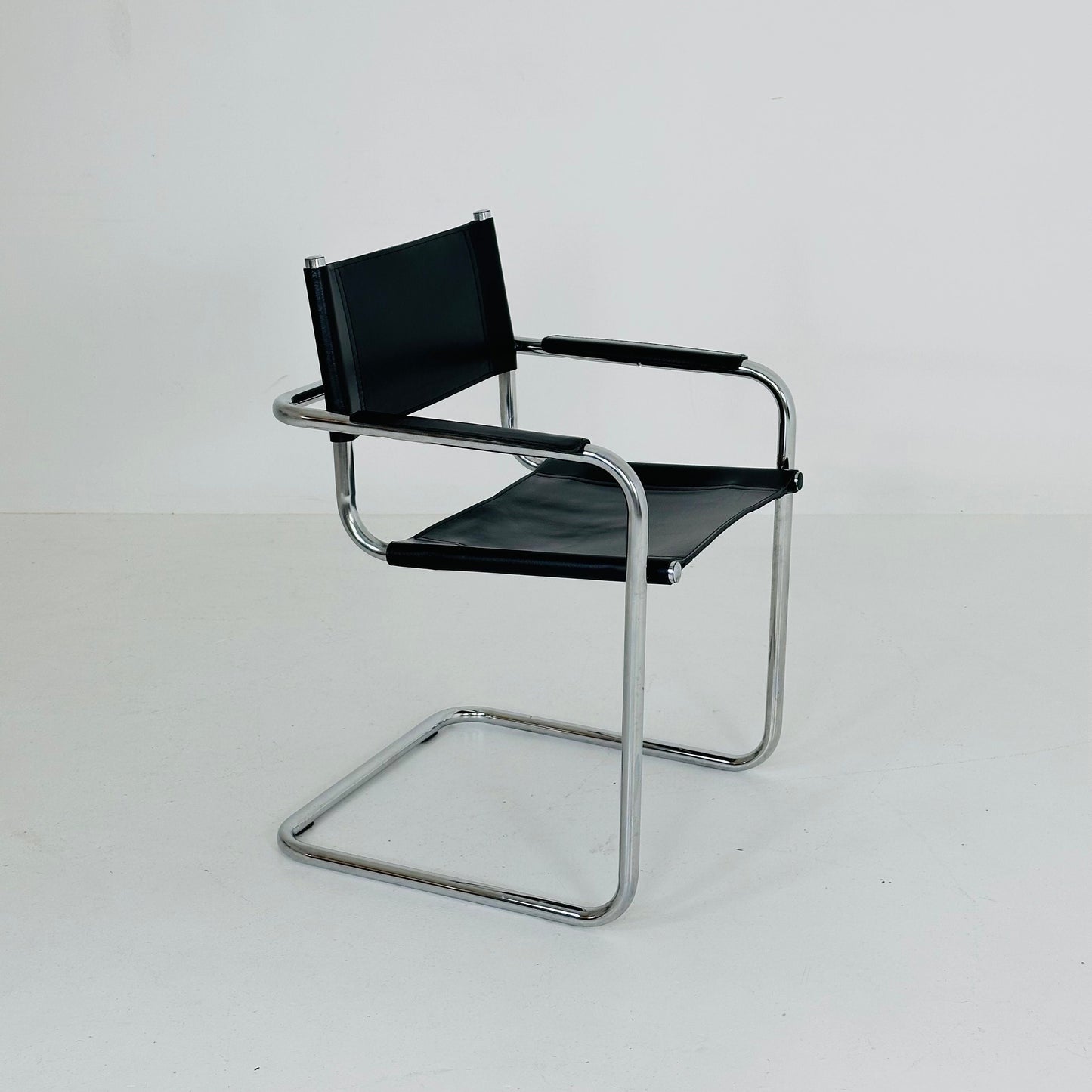 1 of 6 Mid Century iconic Mart Stam S34 armchair / Bauhaus chrome tube steel and leather / 80s vintage cantilever chair s43