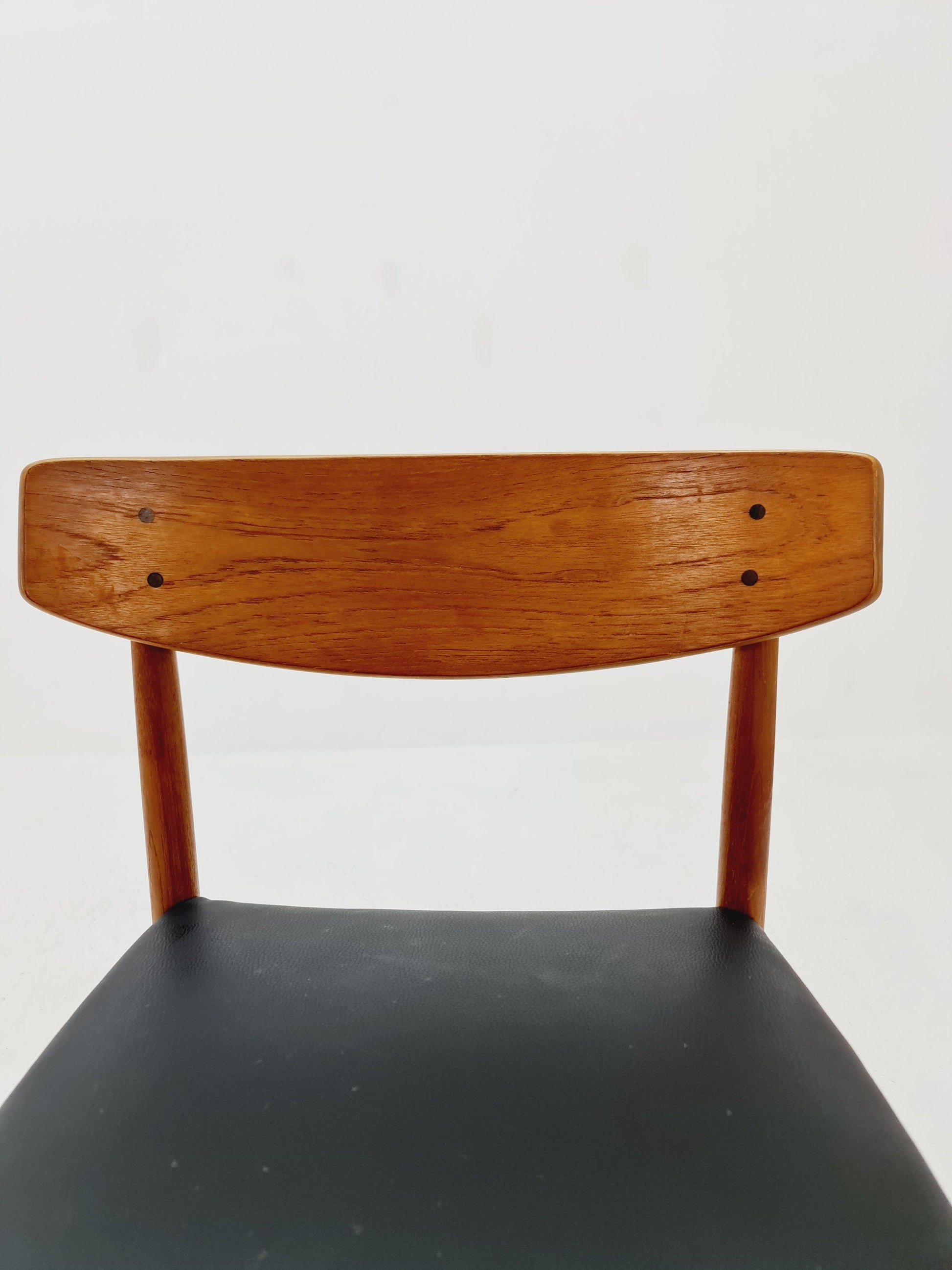 Danish teak dining chair by A.M Mobler modell 501 1960s,