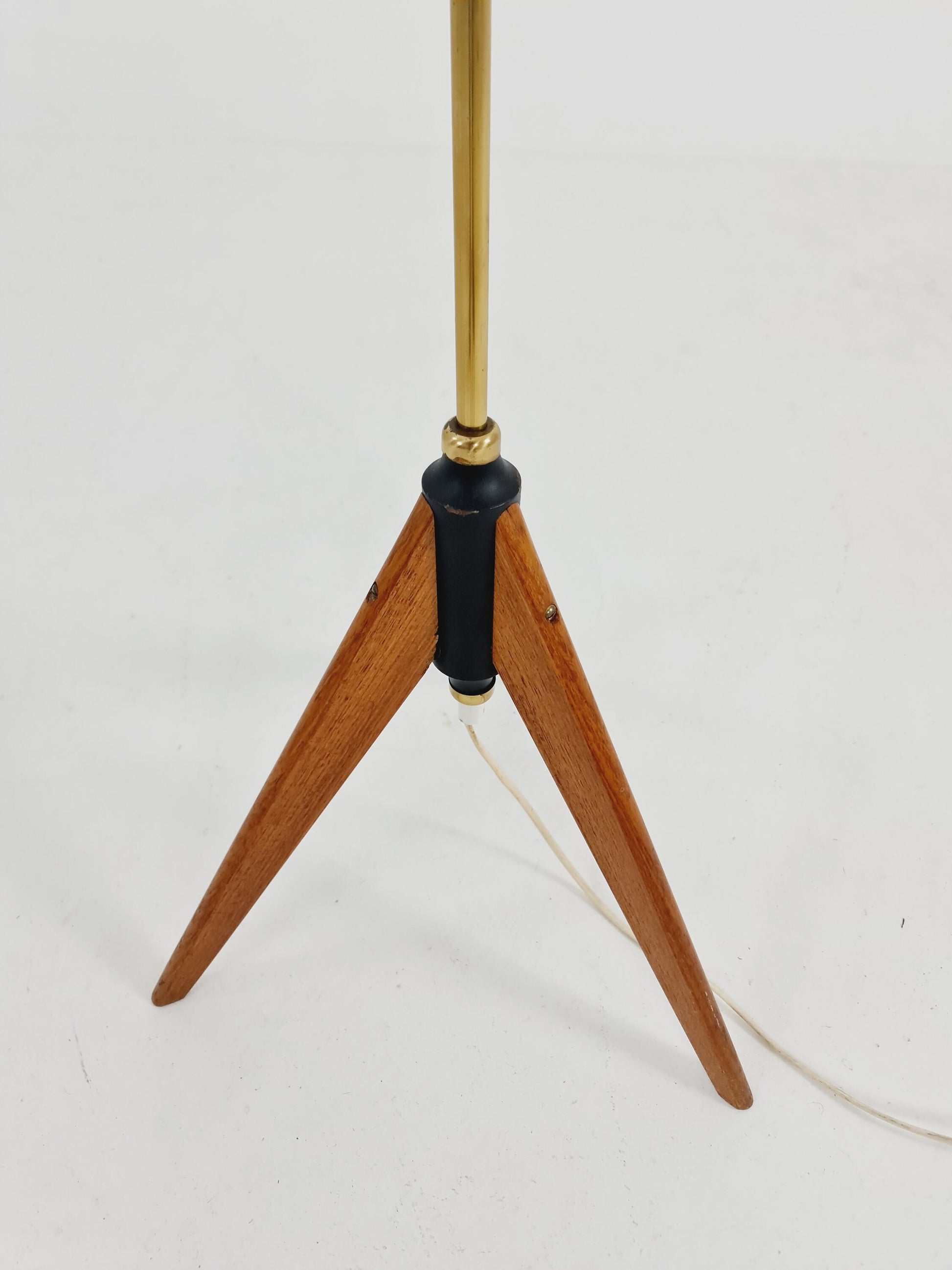 Midcentury floor Tripod flex armlamp brass & Teak Scandinavian by Örsjö Armatur, 1960s