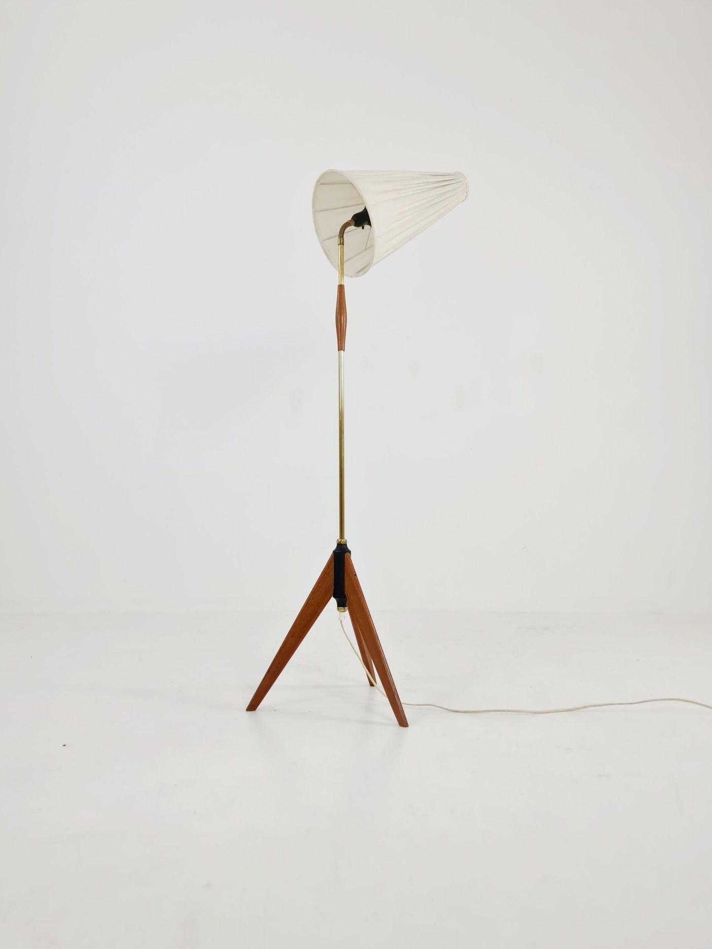 Midcentury floor Tripod flex armlamp brass & Teak Scandinavian by Örsjö Armatur, 1960s