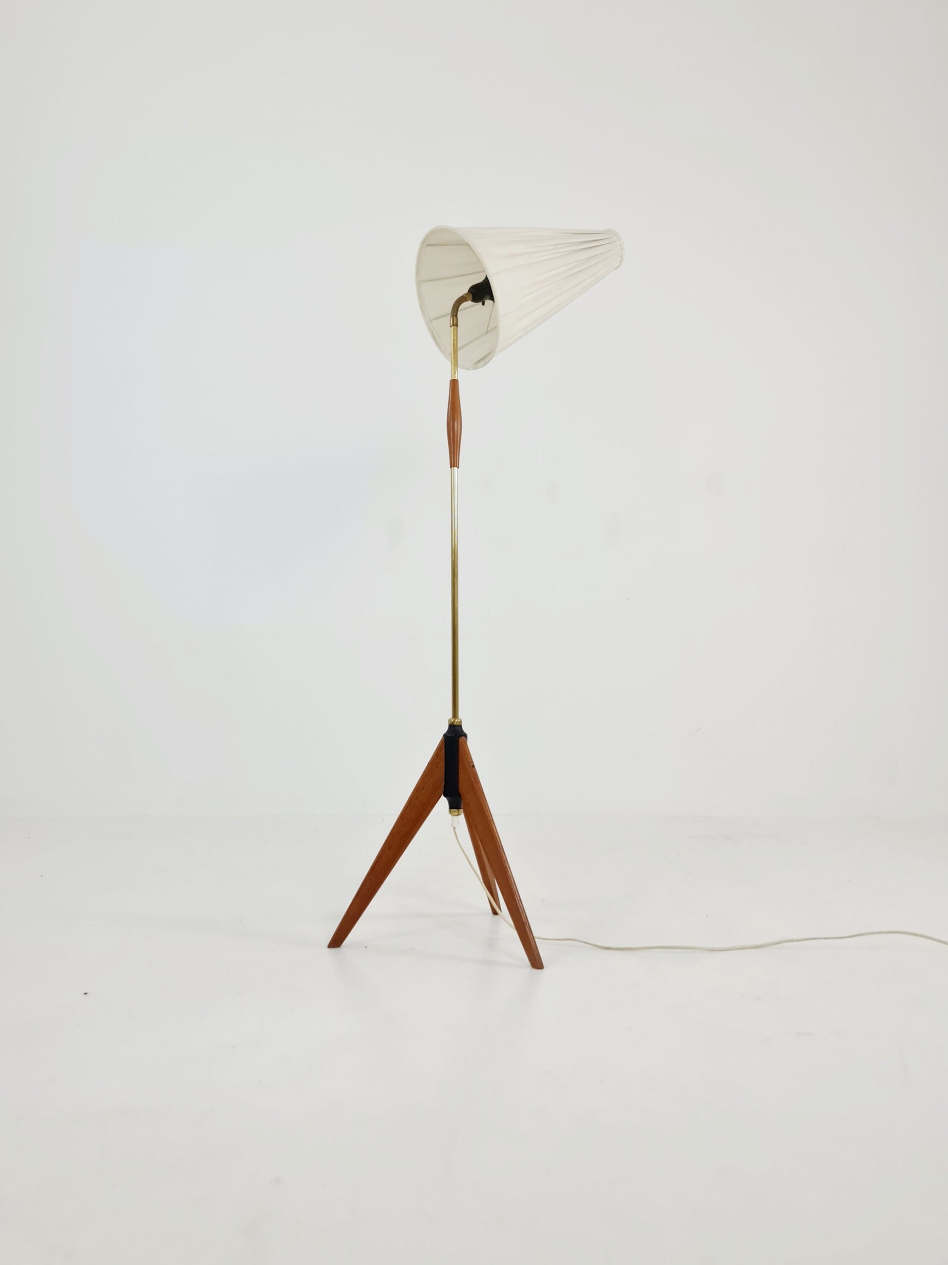 Midcentury floor Tripod flex armlamp brass & Teak Scandinavian by Örsjö Armatur, 1960s