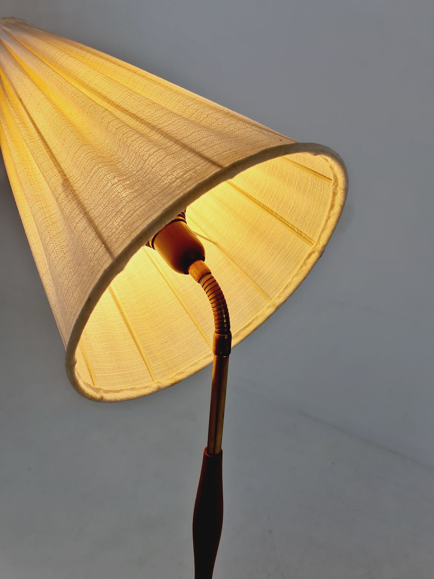Midcentury floor Tripod flex armlamp brass & Teak Scandinavian by Örsjö Armatur, 1960s