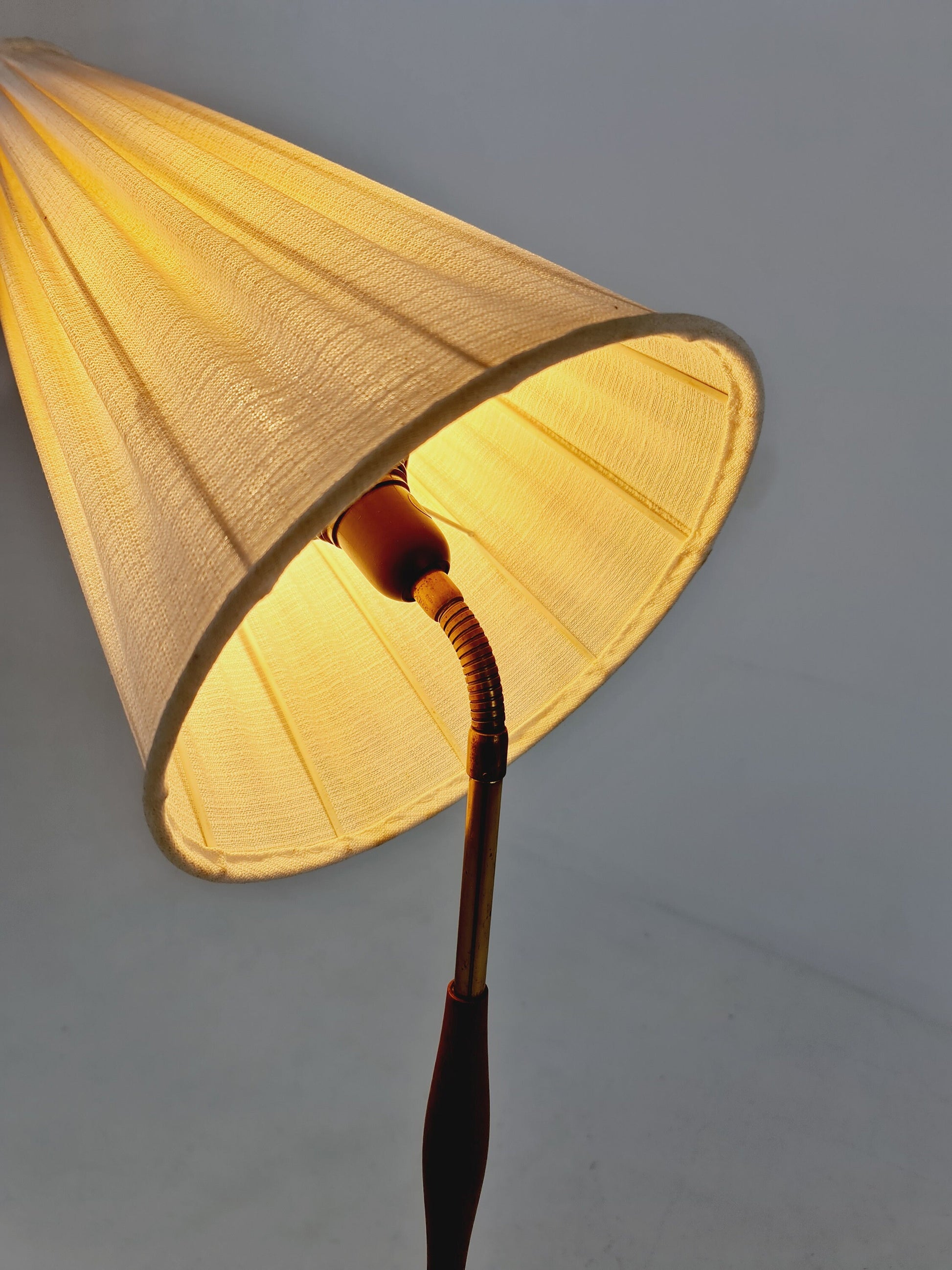 Midcentury floor Tripod flex armlamp brass & Teak Scandinavian by Örsjö Armatur, 1960s