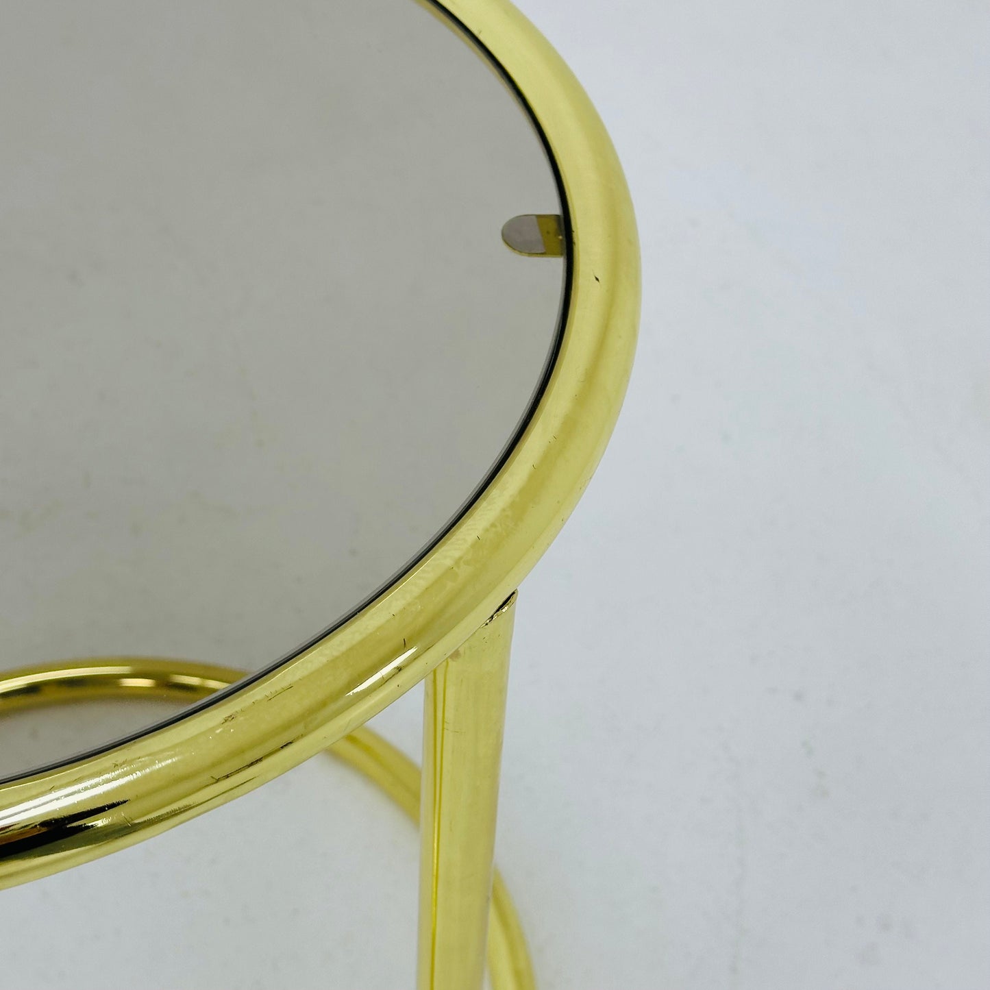 BauHaus Round golden chrome & Glass side table Eileen style , 1980s