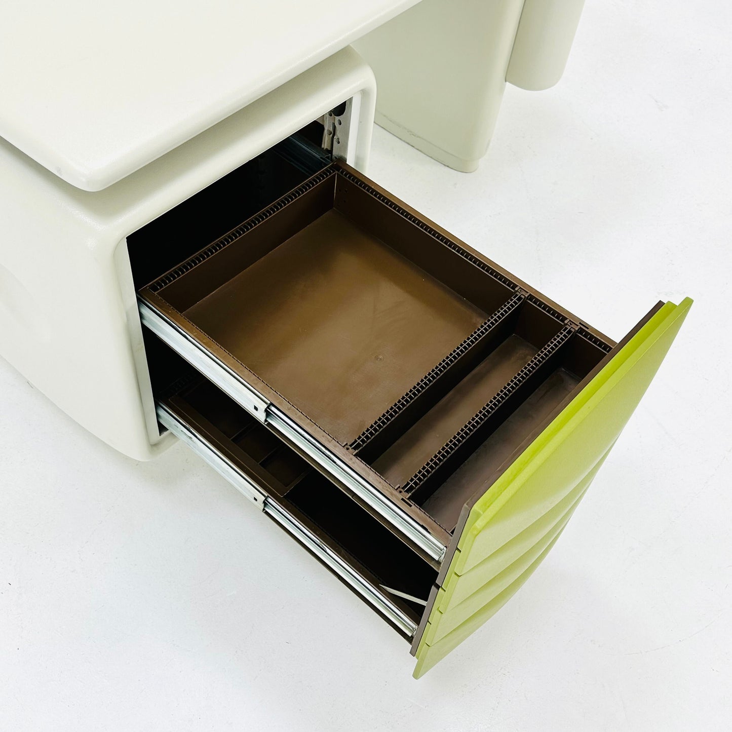 Rare Ernest Igl for Wilhelm Werndl, desk model 'Jet', fiberglass, Czech Republic, 1970s