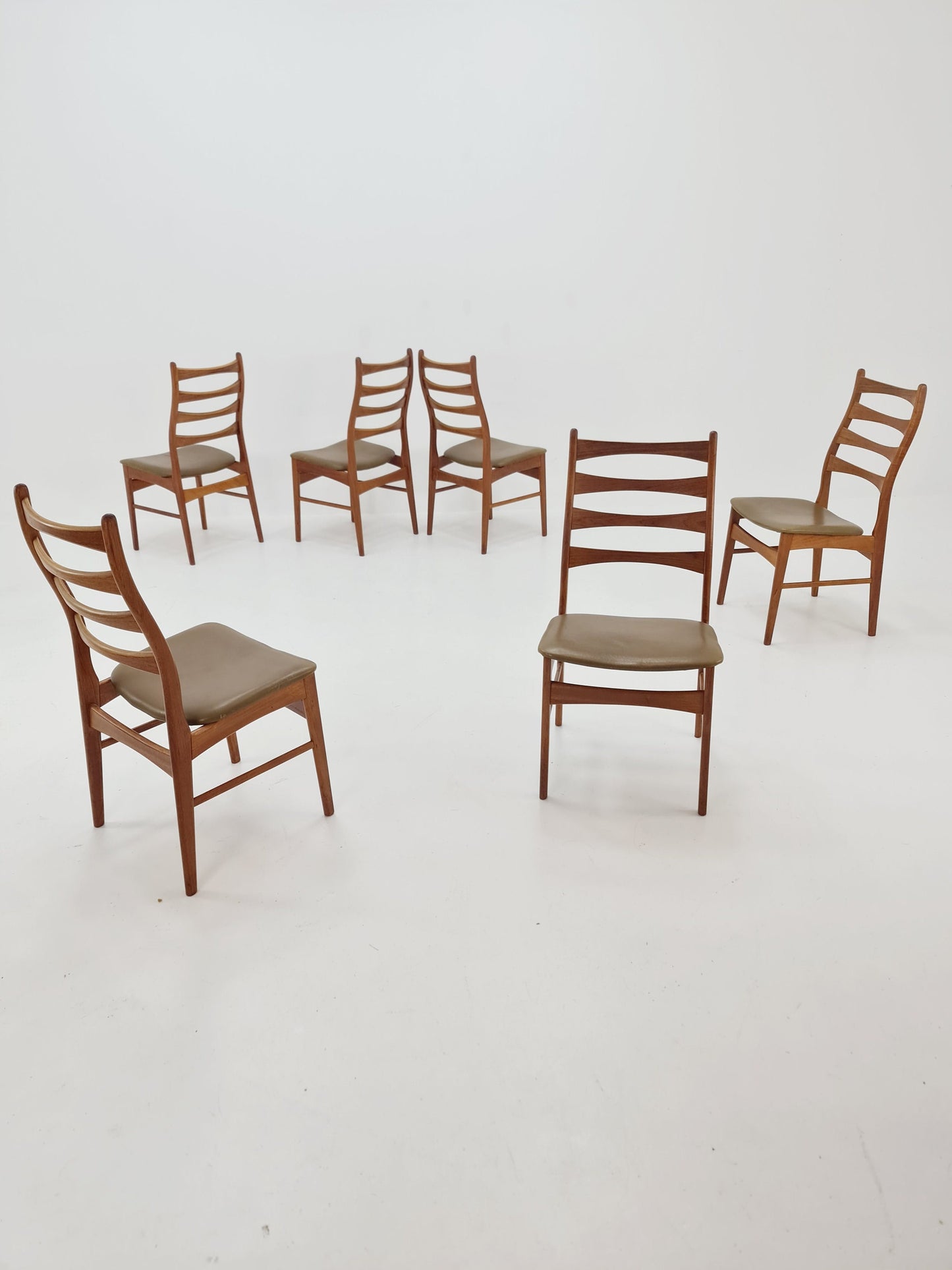 Danish teak with leather sits dining chairs by Viborg stolfabrik 1960s, set of 6