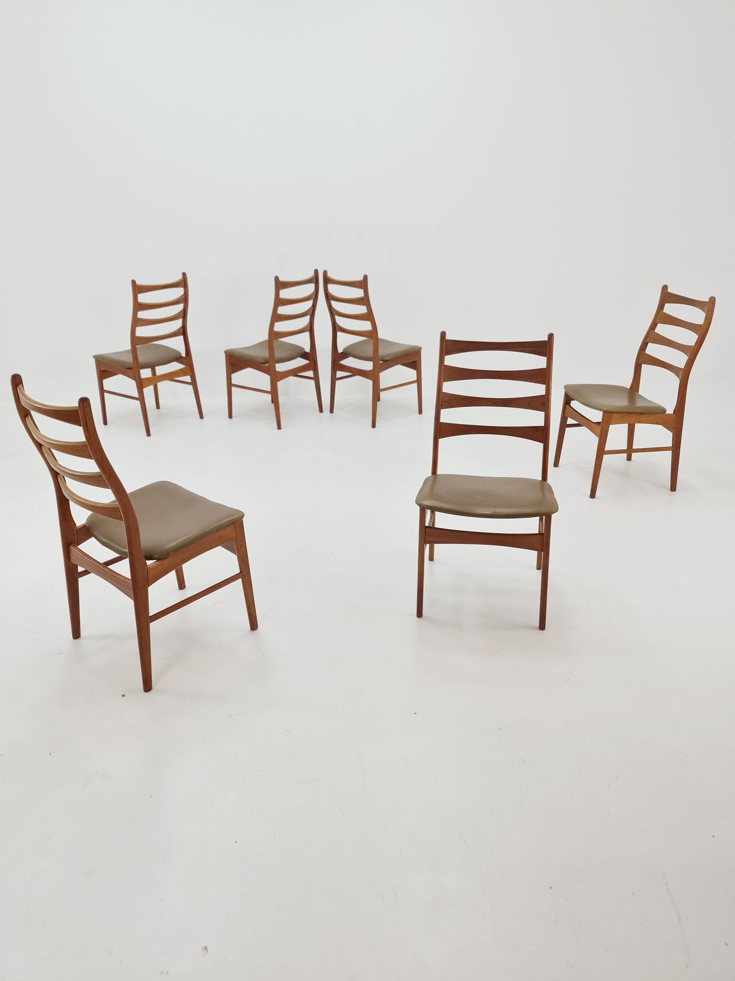 Danish teak with leather sits dining chairs by Viborg stolfabrik 1960s, set of 6