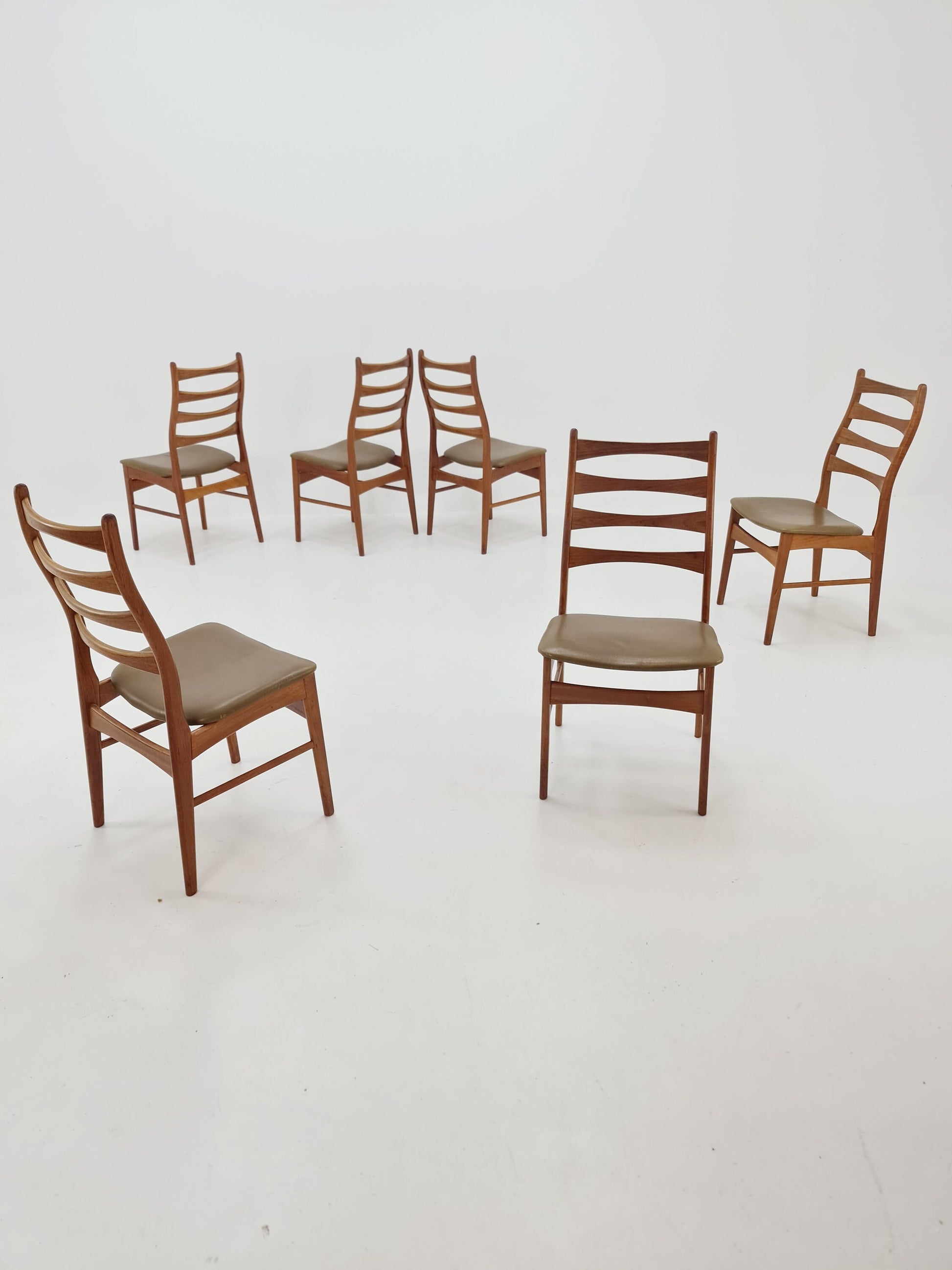 Danish teak with leather sits dining chairs by Viborg stolfabrik 1960s, set of 6