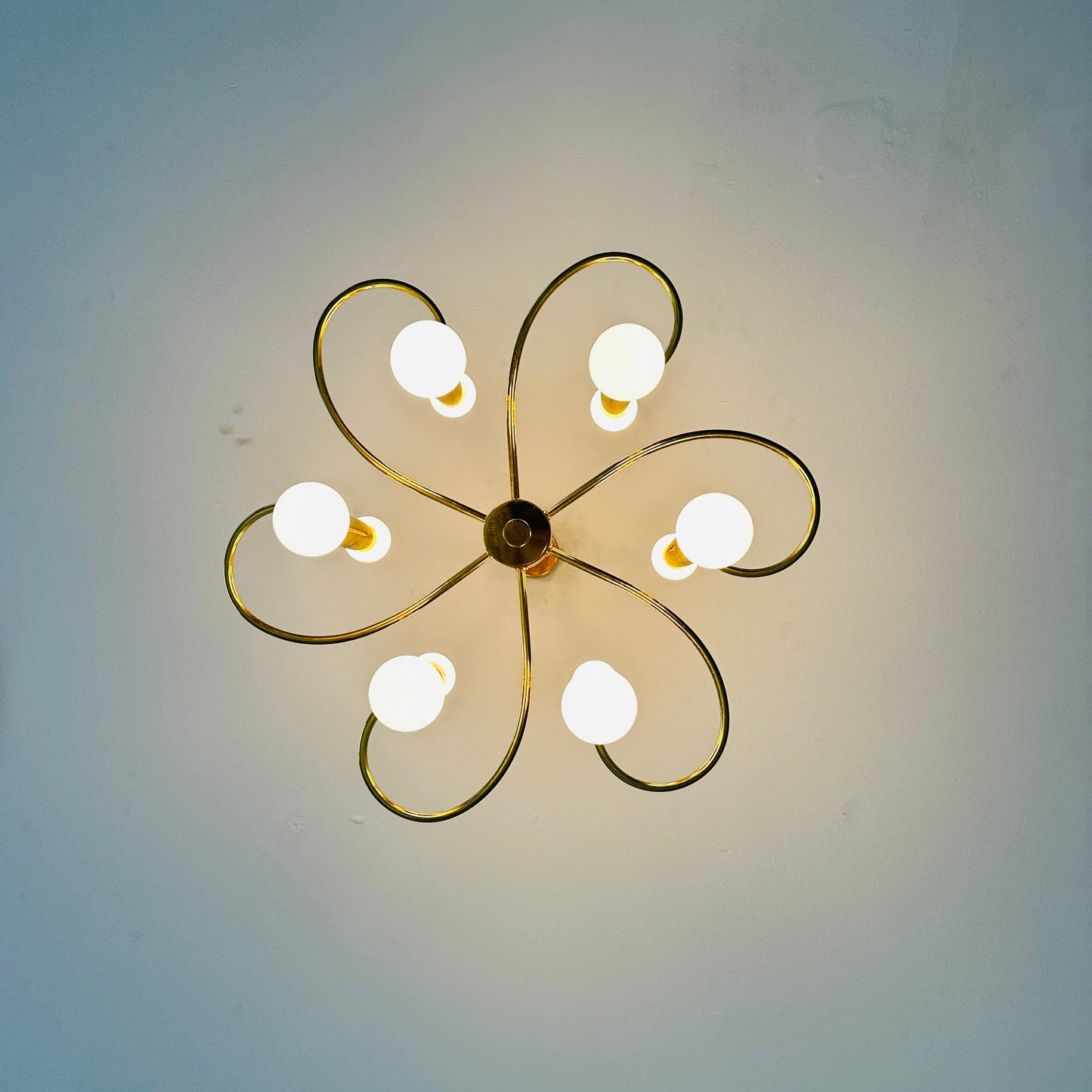 Mid century brass Chandelier attributed to Gaetano Sciolari, 1970s
