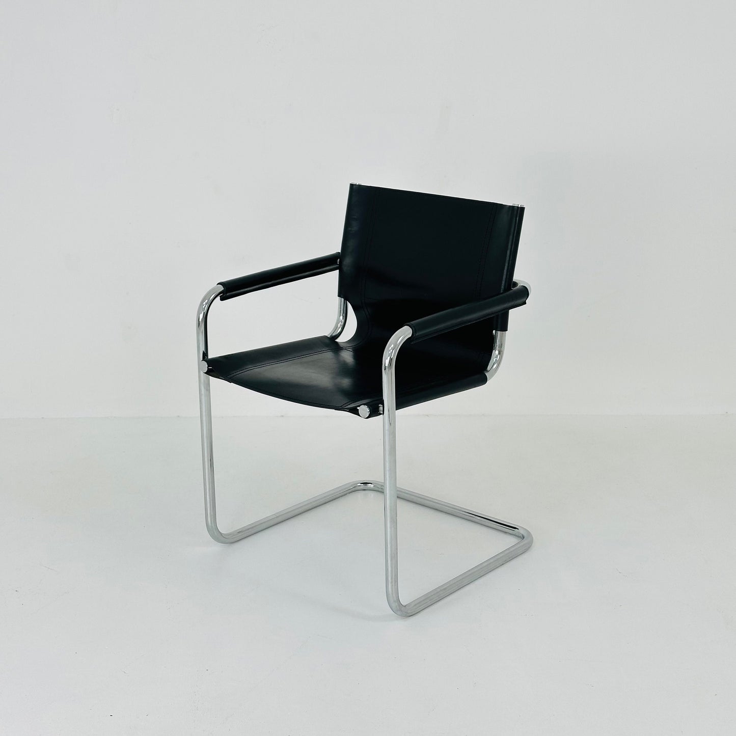 1 of 2 bauhaus design Visitor Chair black Leather 1970s