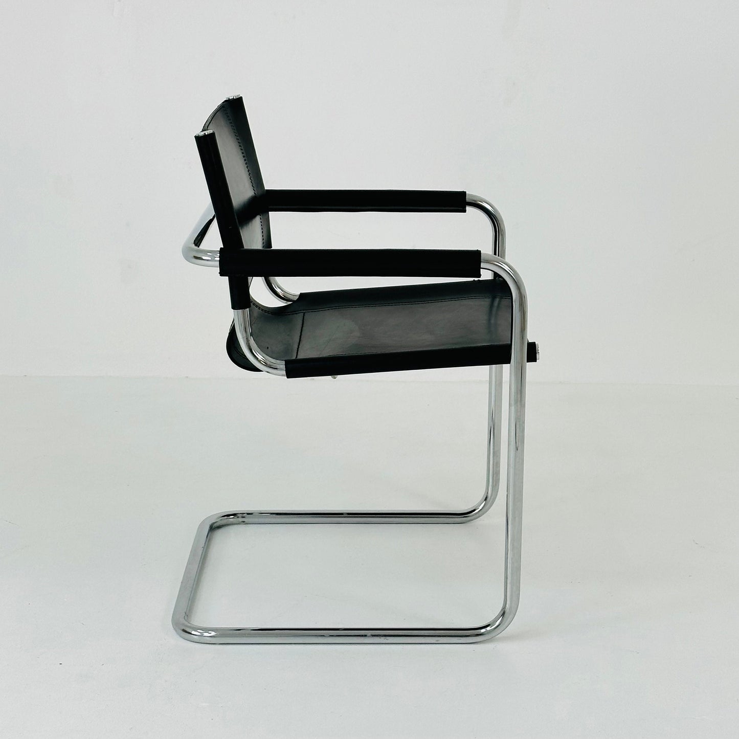 1 of 2 bauhaus design Visitor Chair black Leather 1970s