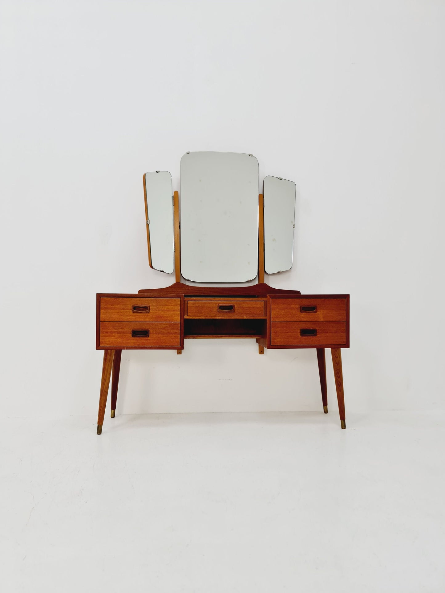 Mid Century Modern Danish Teak vanity table with stool make up table by Fröseke for AB nybrofabriken, 1960s
