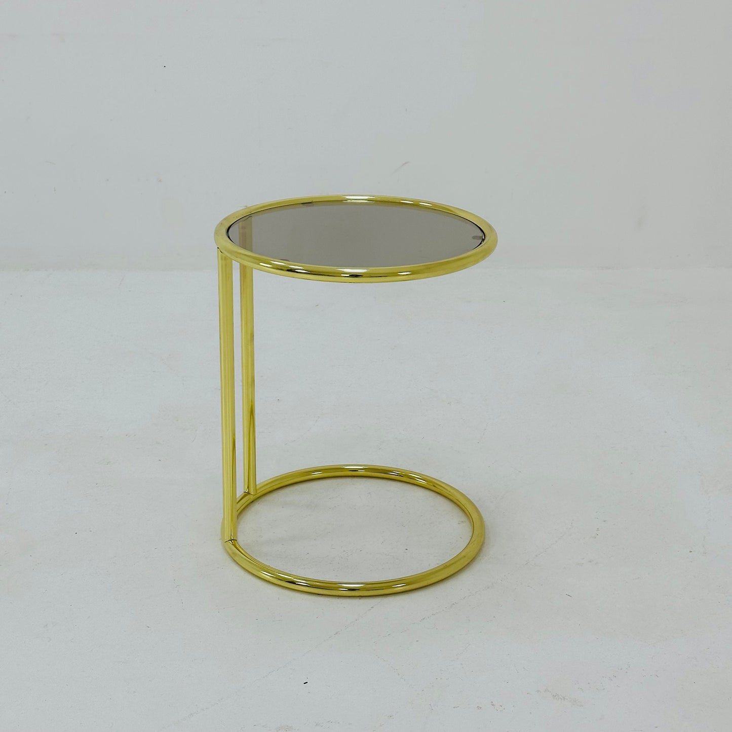 BauHaus Round golden chrome & Glass side table Eileen style , 1980s