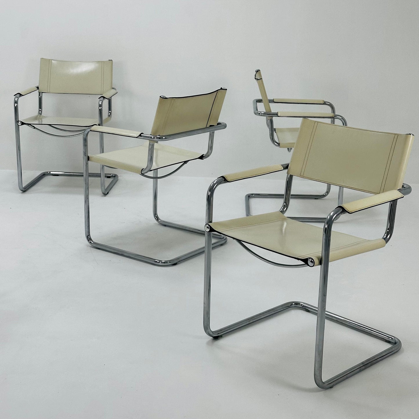 Set of 6 Model MG5 Centro Studi dining white leather chairs by Mart Stam & Marcel Breuer for Matteo Grassi, 1980s