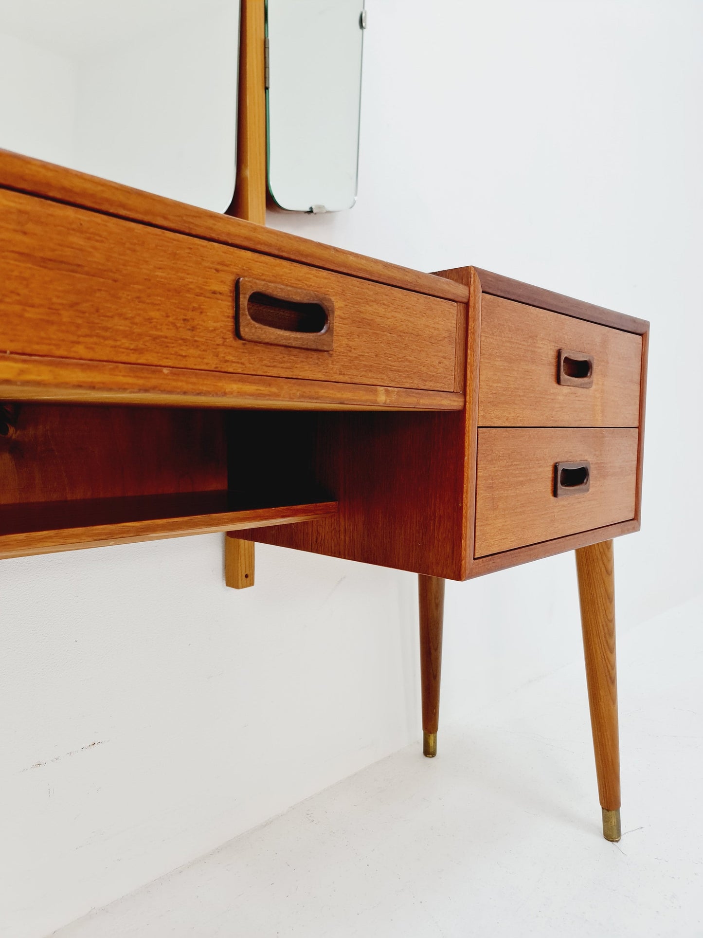 Mid Century Modern Danish Teak vanity table with stool make up table by Fröseke for AB nybrofabriken, 1960s