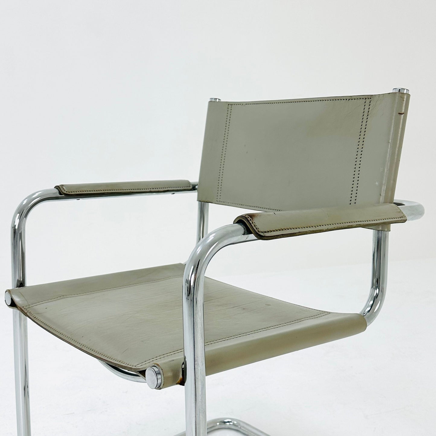 Bauhaus armchair model s34 Centro Studi gray leather by Mart Stam & Marcel Breuer, 1980s