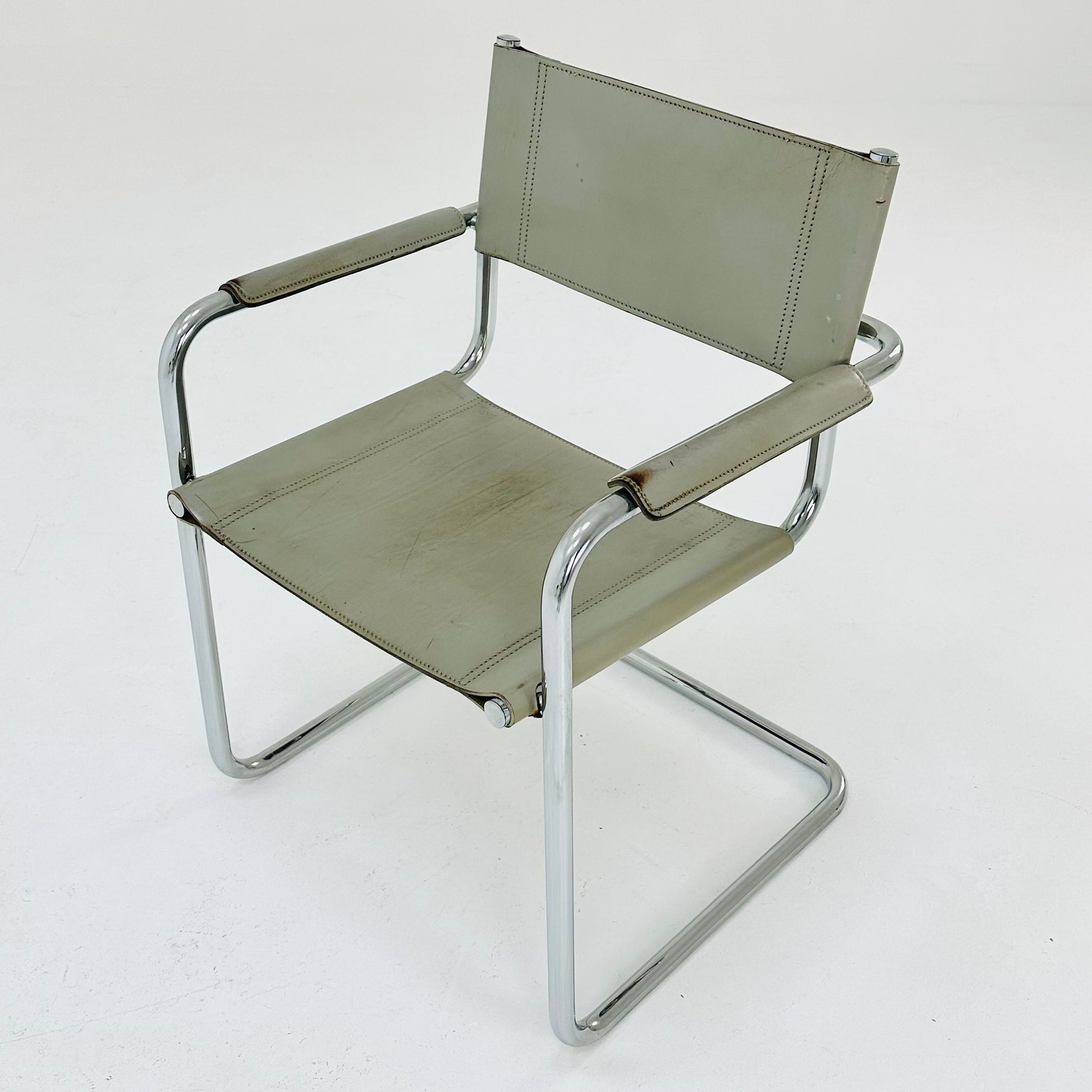 Bauhaus armchair model s34 Centro Studi gray leather by Mart Stam & Marcel Breuer, 1980s