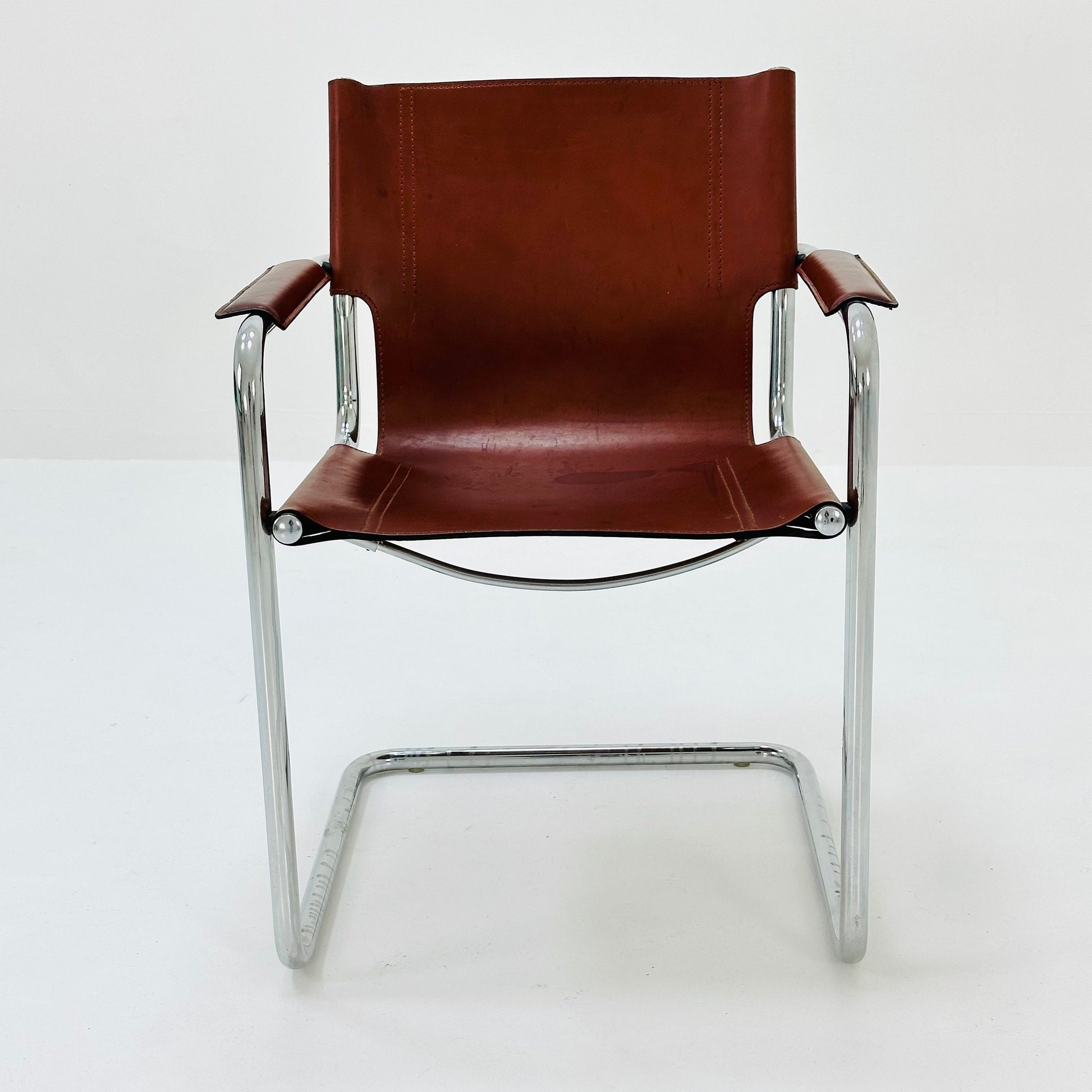Bauhaus Matteo Grassi visitor chair in congac leather 1980s Italy