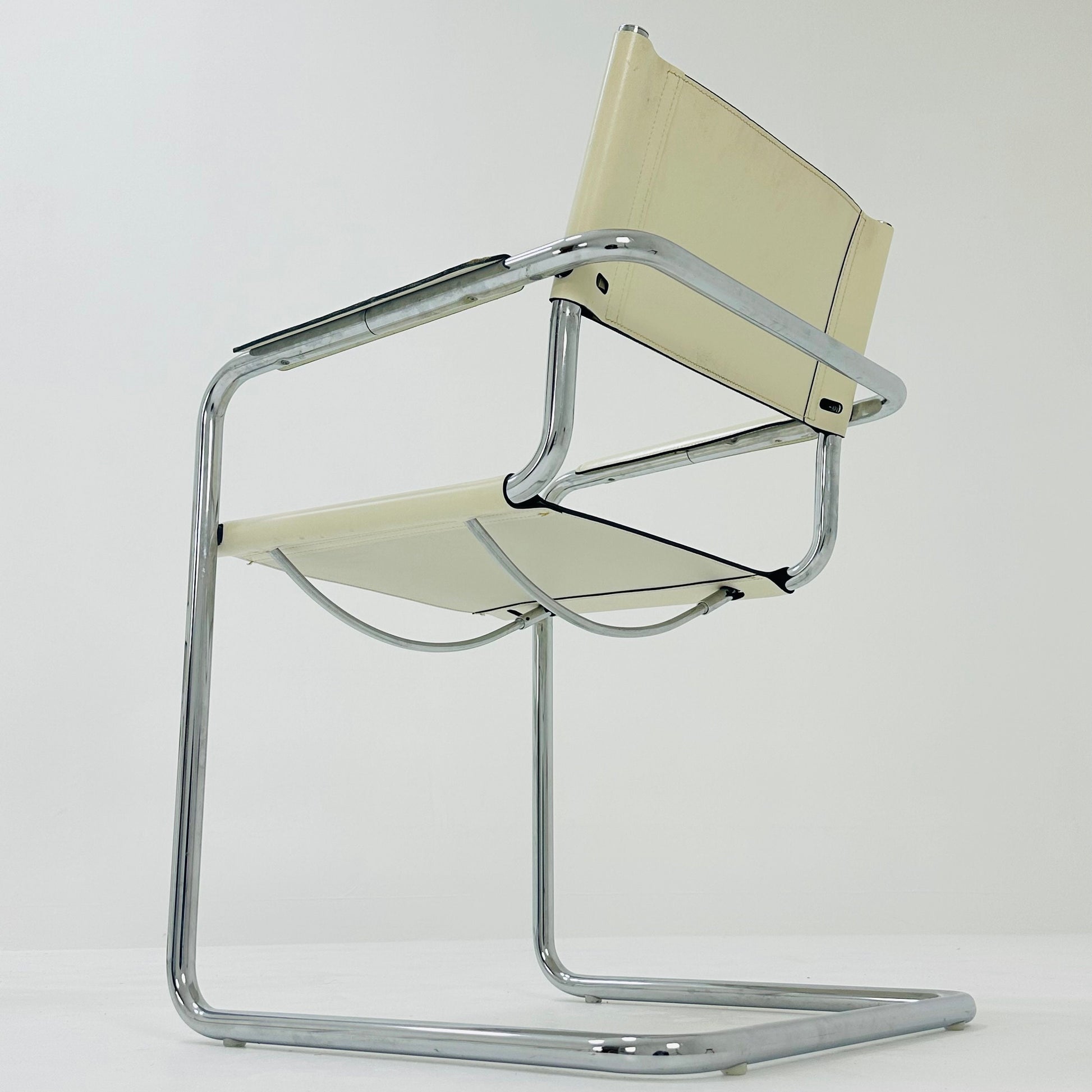 Set of 6 Model MG5 Centro Studi dining white leather chairs by Mart Stam & Marcel Breuer for Matteo Grassi, 1980s