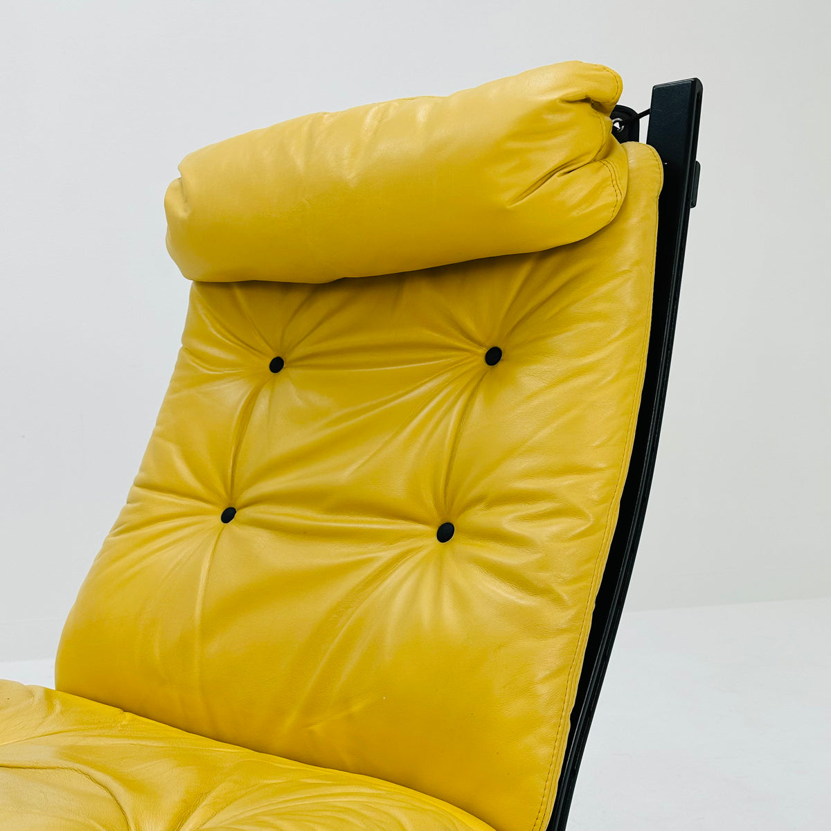 Mid century armchair “Siesta” by Ingmar Relling, Westnofa Furniture, Norway. 1960s