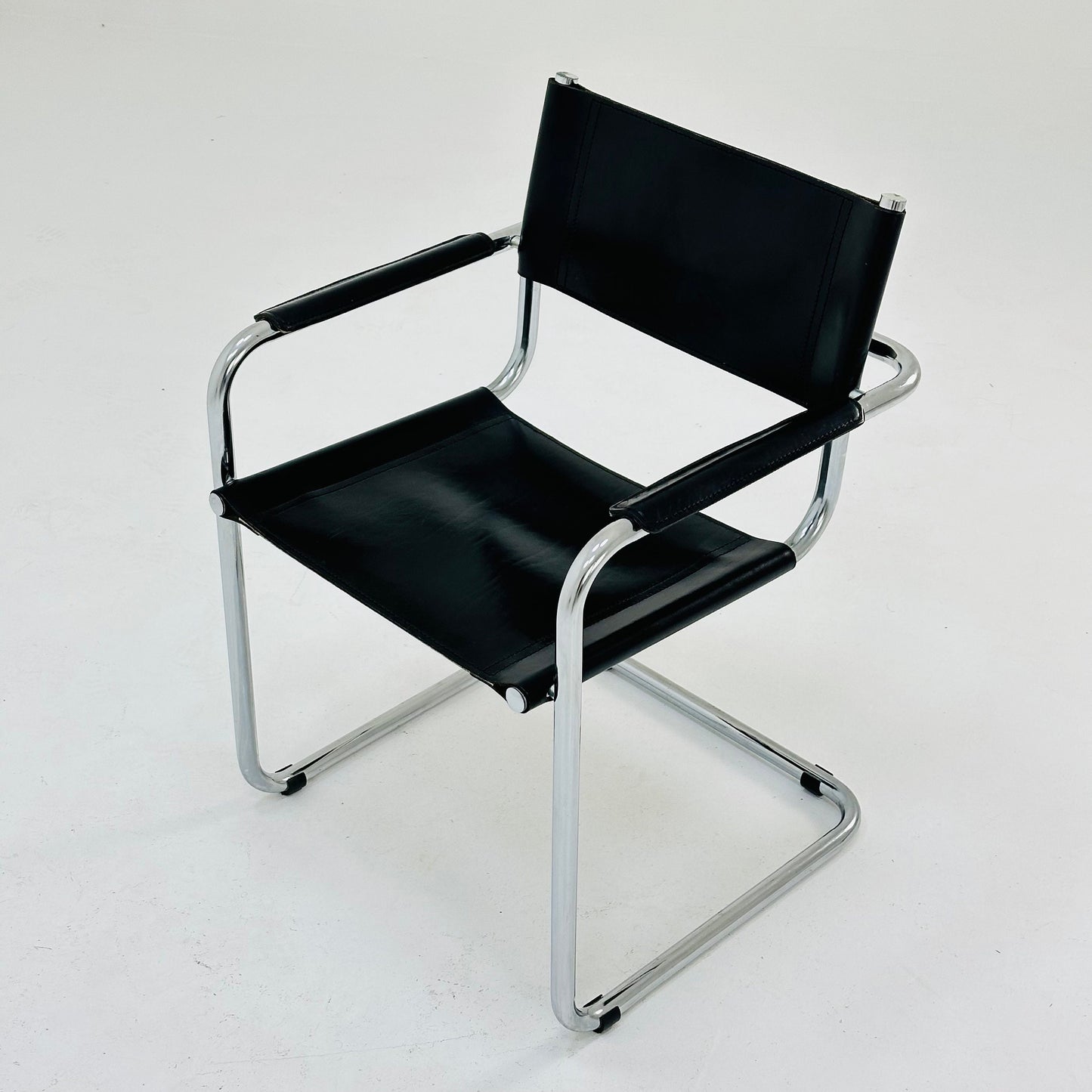 1 of 6 Mid Century iconic Mart Stam S34 armchair / Bauhaus chrome tube steel and leather / 80s vintage cantilever chair s43