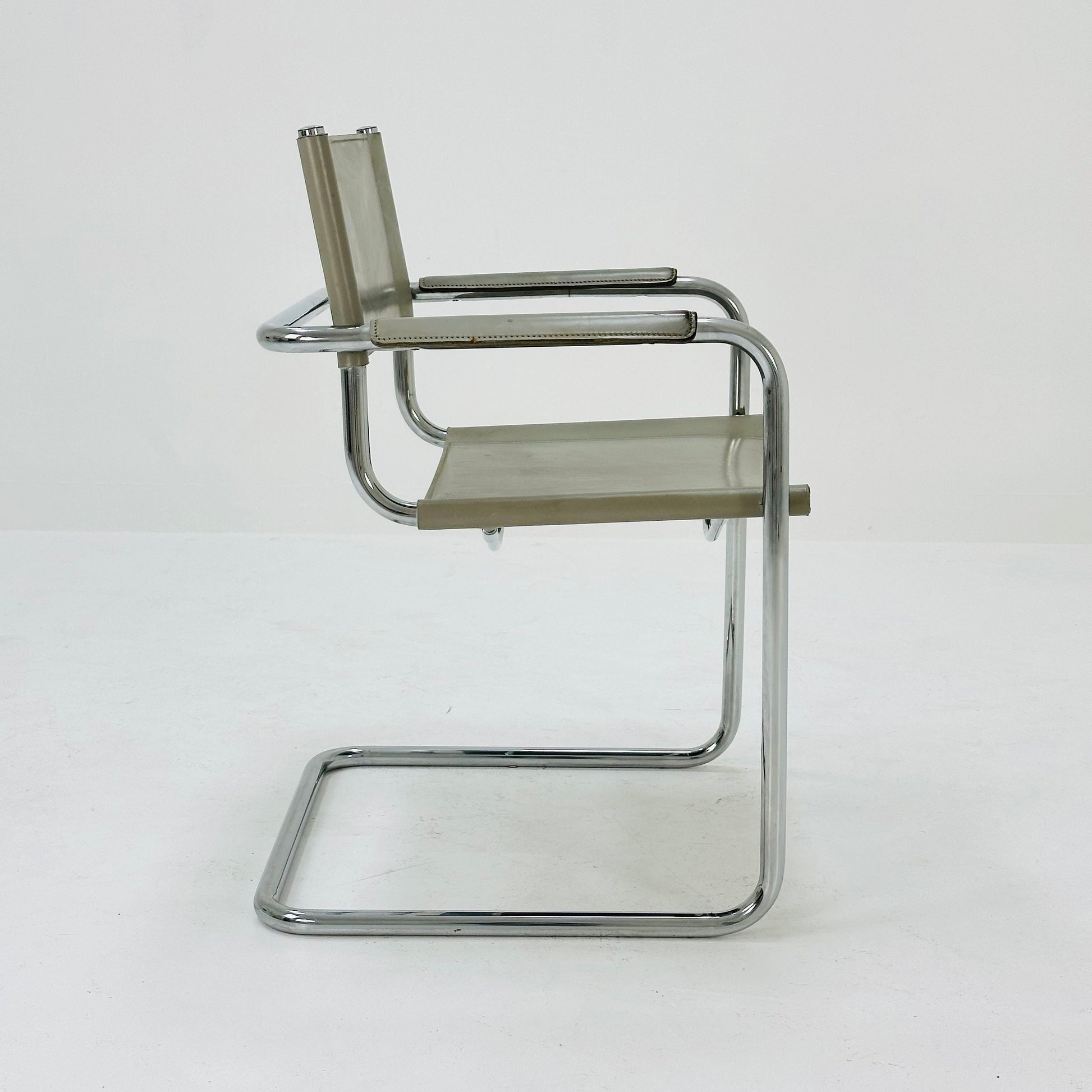 Bauhaus armchair model s34 Centro Studi gray leather by Mart Stam & Marcel Breuer, 1980s