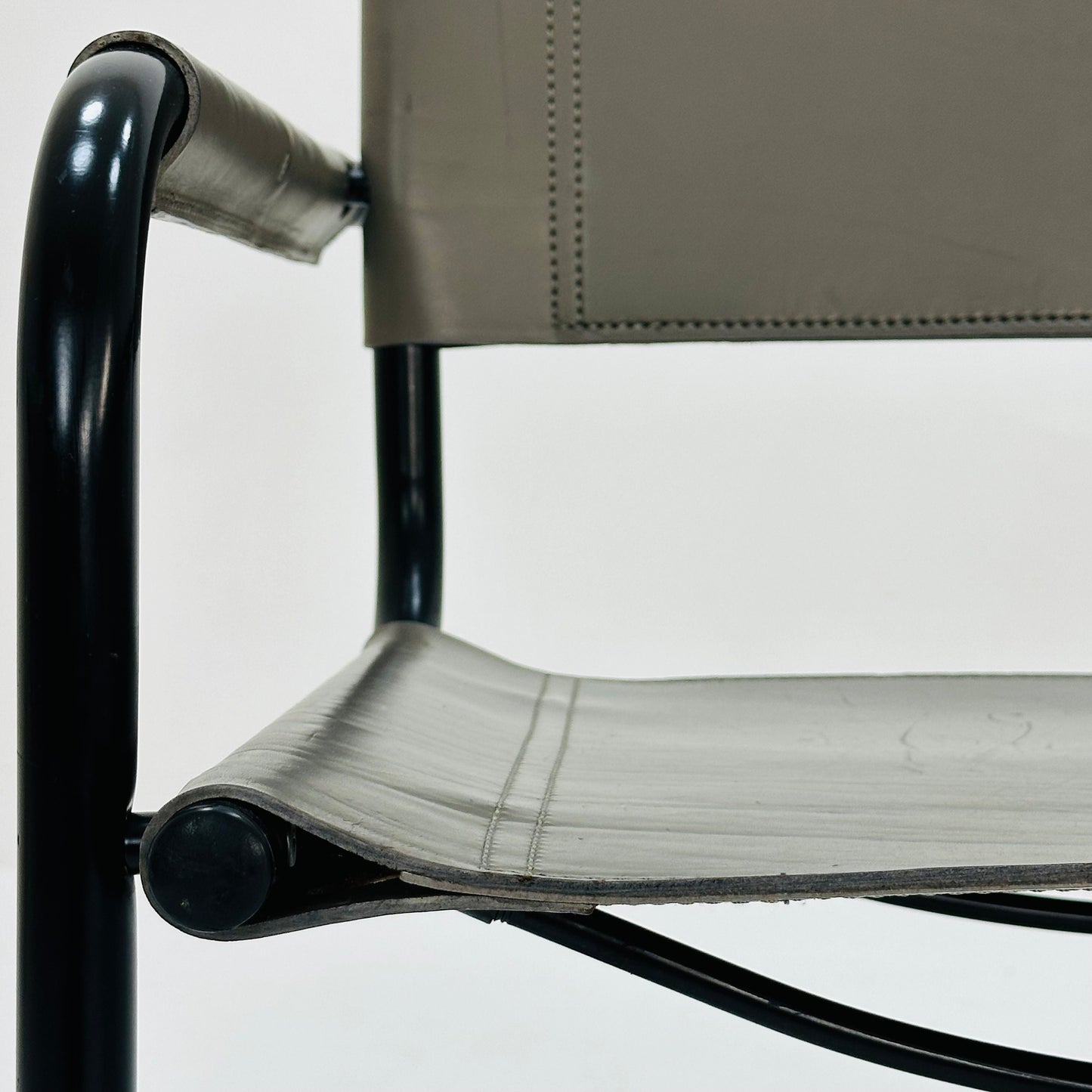 Set of 6 Mid century B34 grey leather cantilevered chairs by Mart Stam for Jox Interni italy 1980s