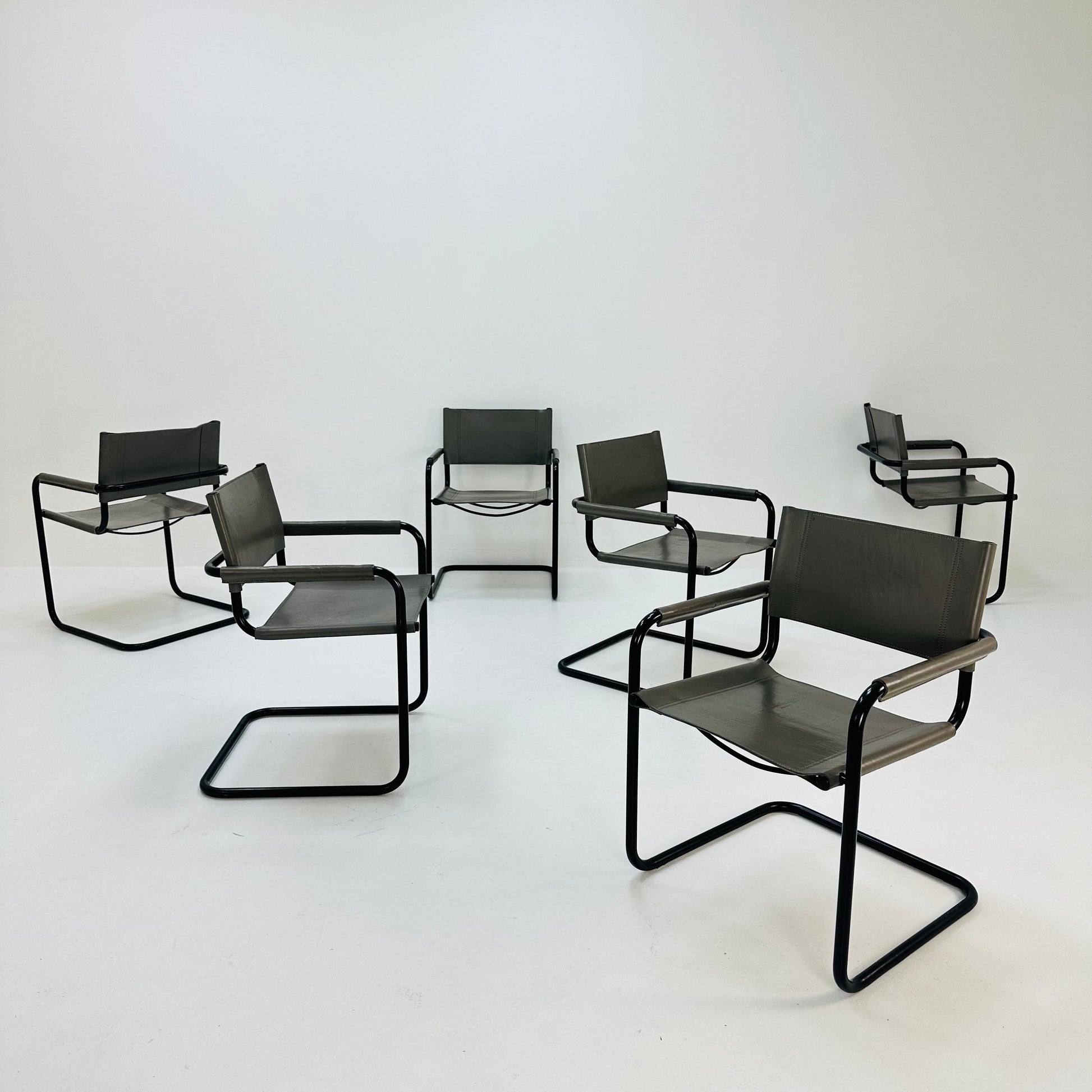 Set of 6 Mid century B34 grey leather cantilevered chairs by Mart Stam for Jox Interni italy 1980s
