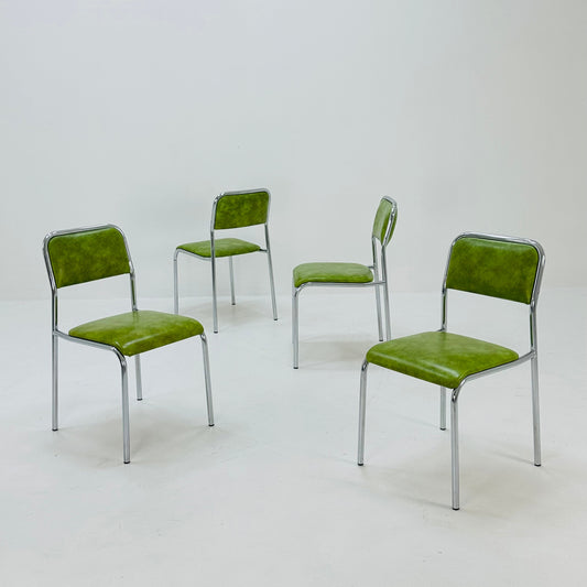 Mid century set of 4 Bauhaus chairs made of chrome steel tubing and green faux leather, Italy, 1980s