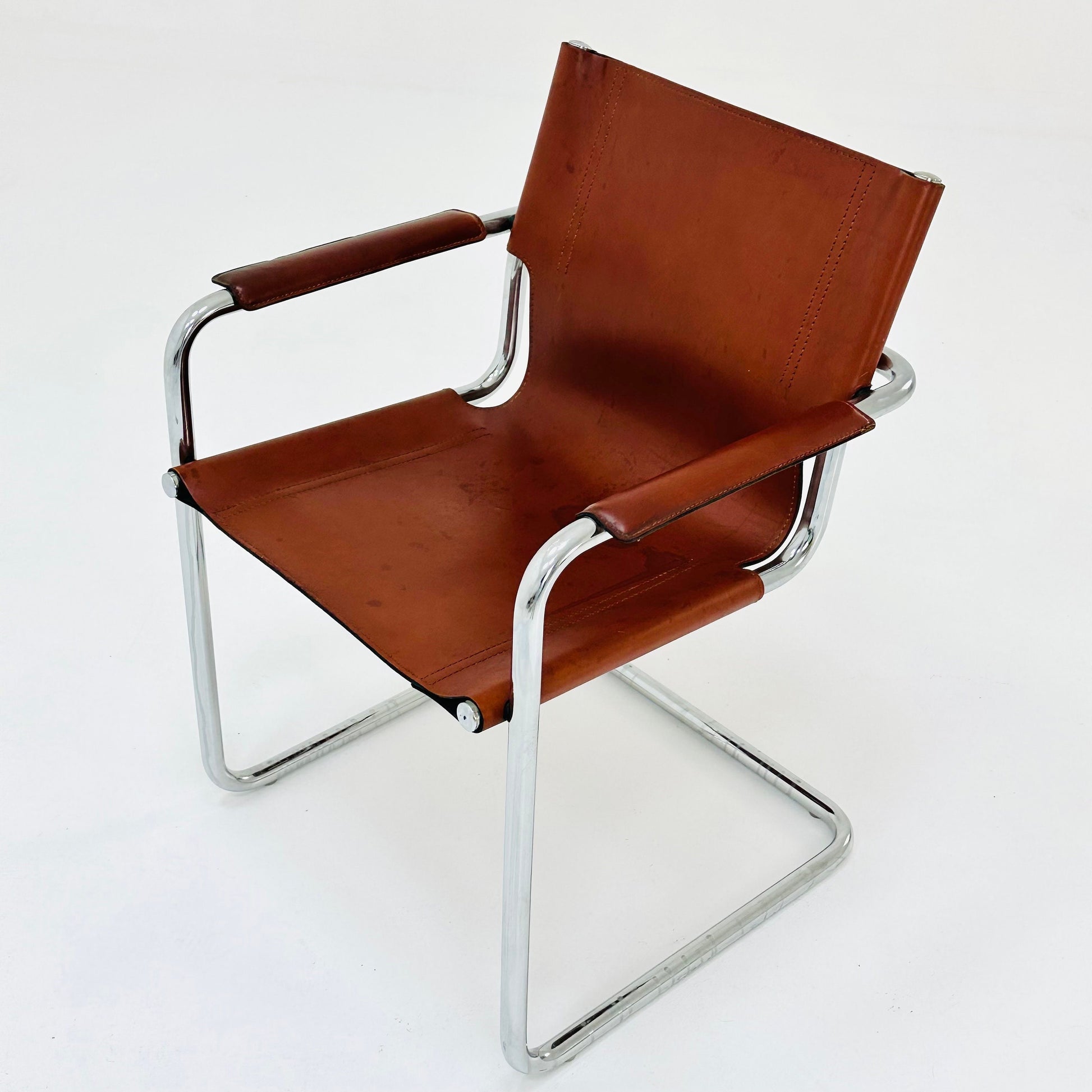 Bauhaus Matteo Grassi visitor chair in congac leather 1980s Italy