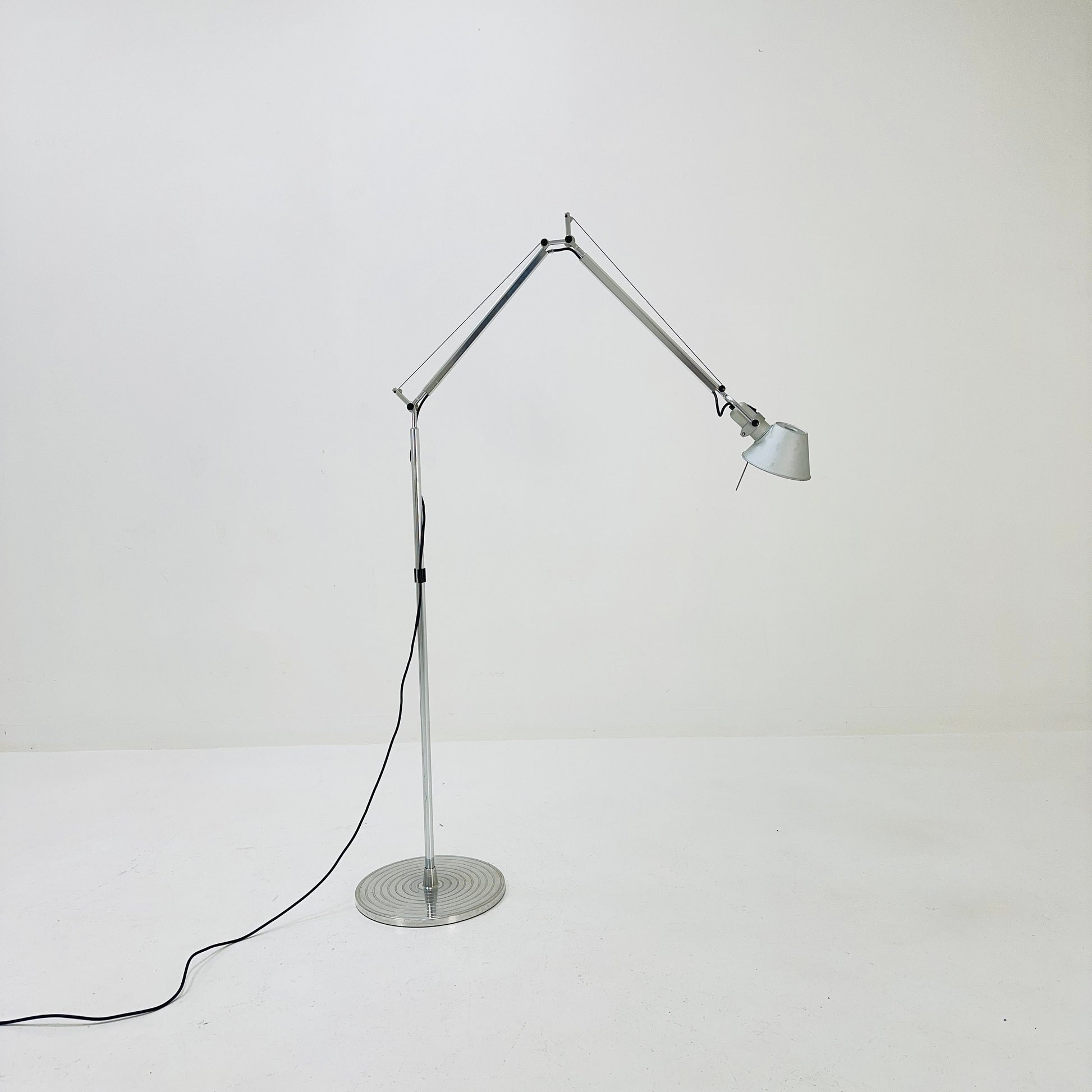 Iconic floor lamp by Michele de lucchi & ciancarlo fassina. Tolomeo, "Terra" for Artemide, Italy